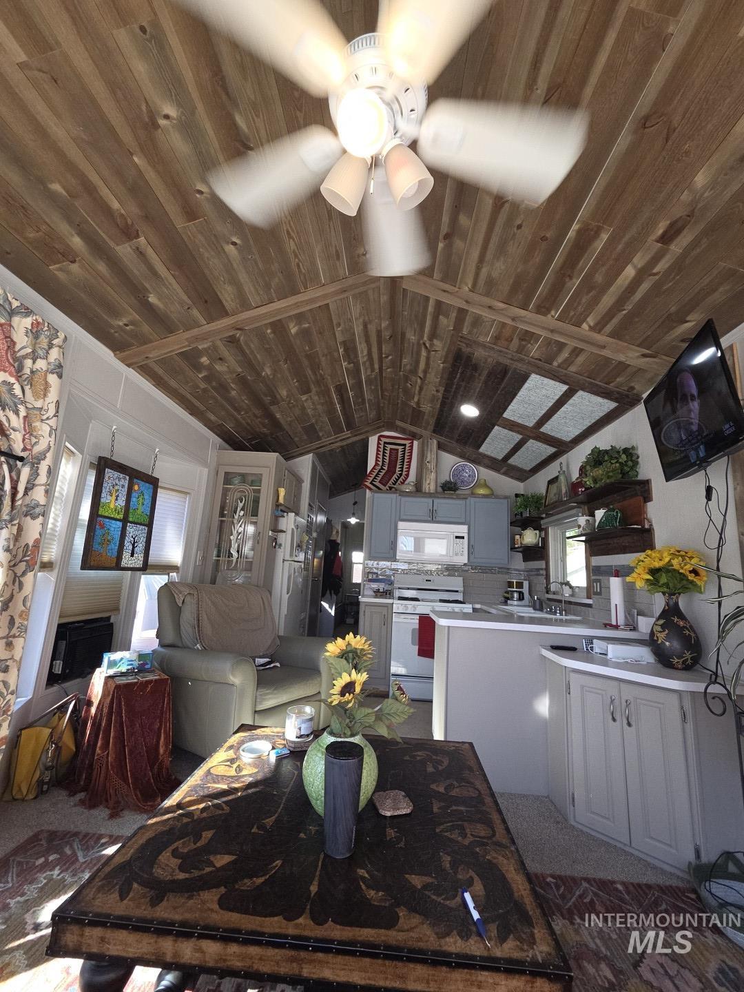22 B Street, Cascade, Idaho 83611, 1 Bedroom, 1 Bathroom, Residential For Sale, Price $179,900, 99003946