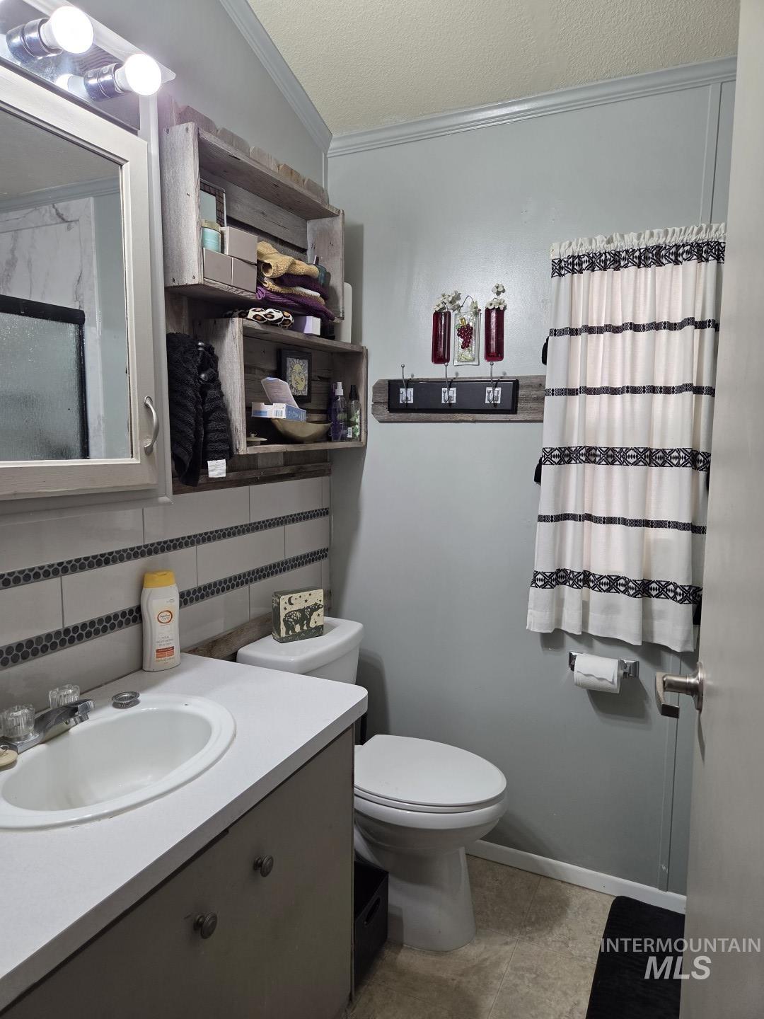 22 B Street, Cascade, Idaho 83611, 1 Bedroom, 1 Bathroom, Residential For Sale, Price $179,900, 99003946