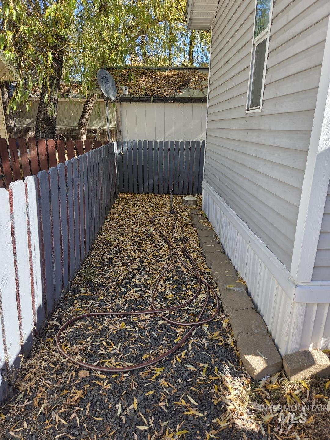 22 B Street, Cascade, Idaho 83611, 1 Bedroom, 1 Bathroom, Residential For Sale, Price $179,900, 99003946
