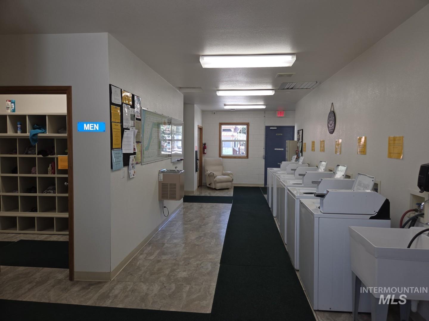 22 B Street, Cascade, Idaho 83611, 1 Bedroom, 1 Bathroom, Residential For Sale, Price $179,900, 99003946