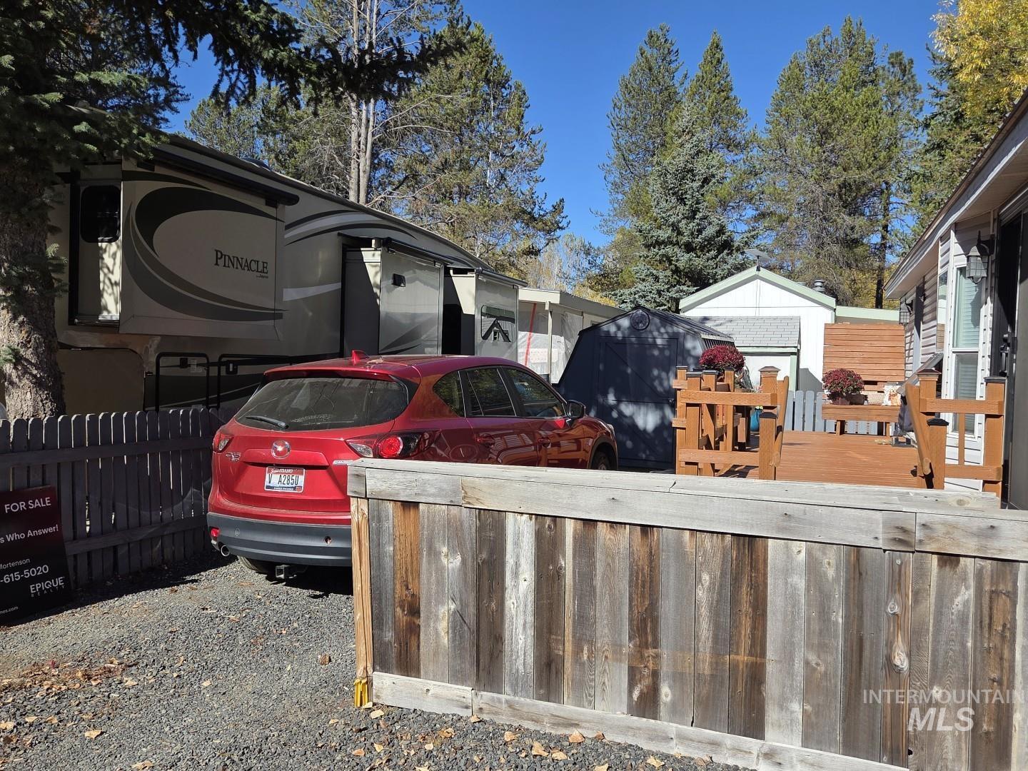 22 B Street, Cascade, Idaho 83611, 1 Bedroom, 1 Bathroom, Residential For Sale, Price $179,900, 99003946