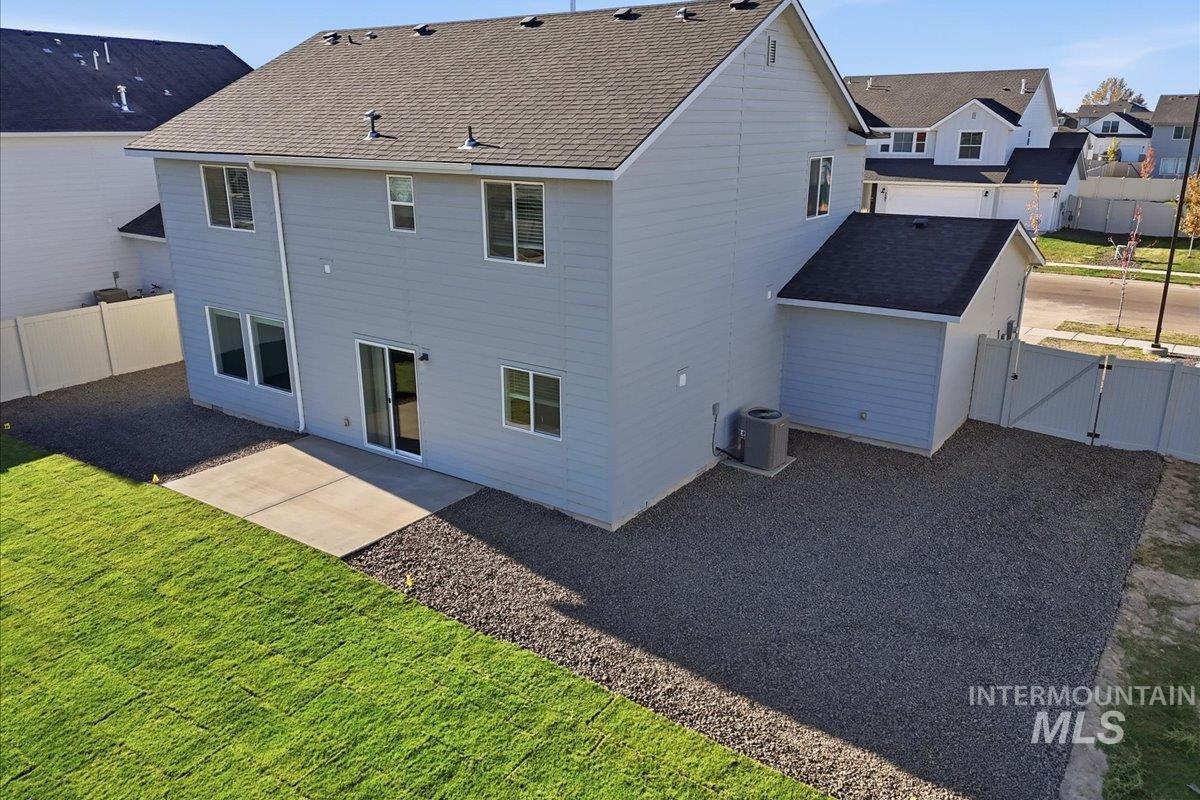 7404 E Marble Springs Dr, Nampa, Idaho 83687, 4 Bedrooms, 2.5 Bathrooms, Residential For Sale, Price $469,900, 99003947