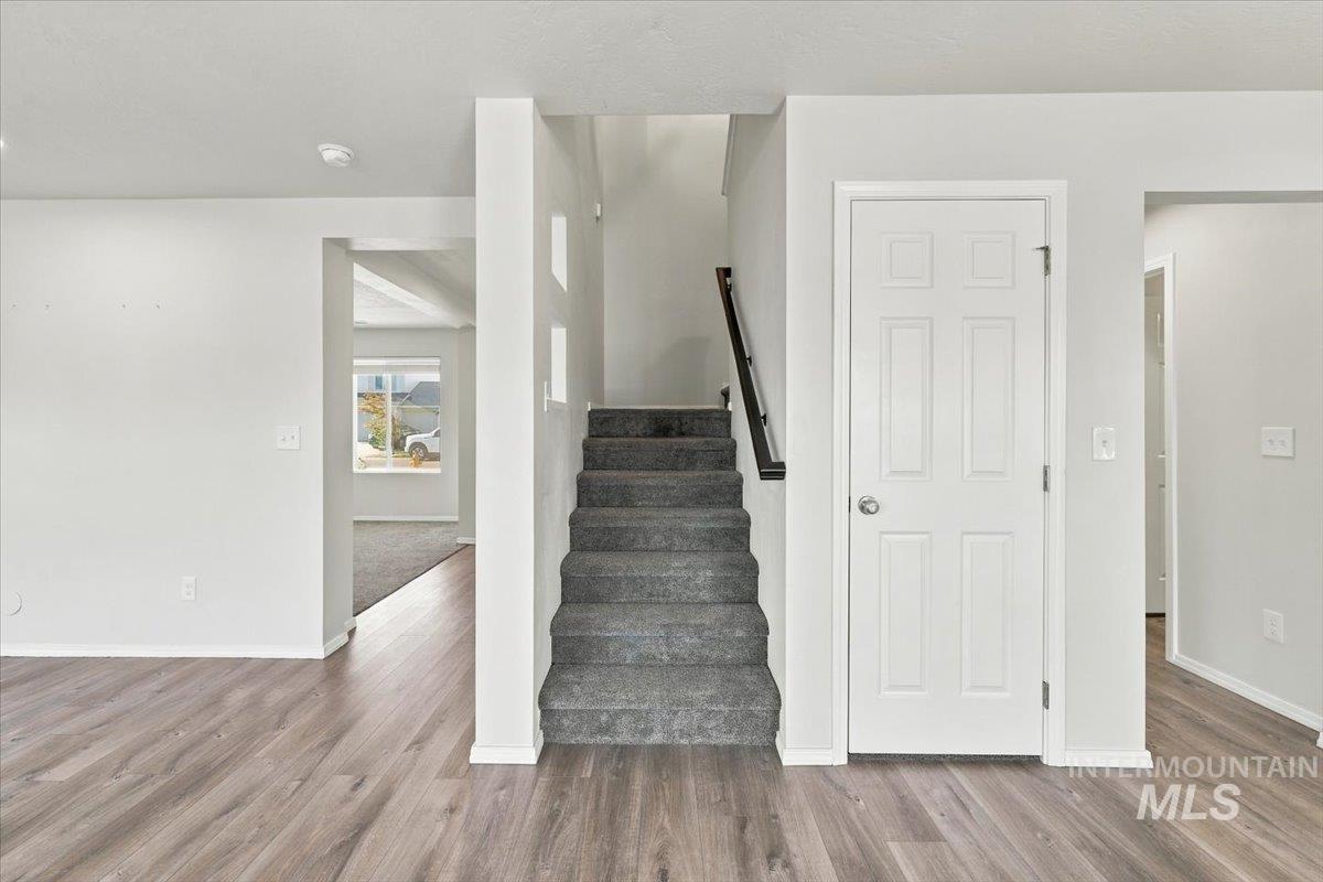 7404 E Marble Springs Dr, Nampa, Idaho 83687, 4 Bedrooms, 2.5 Bathrooms, Residential For Sale, Price $469,900, 99003947