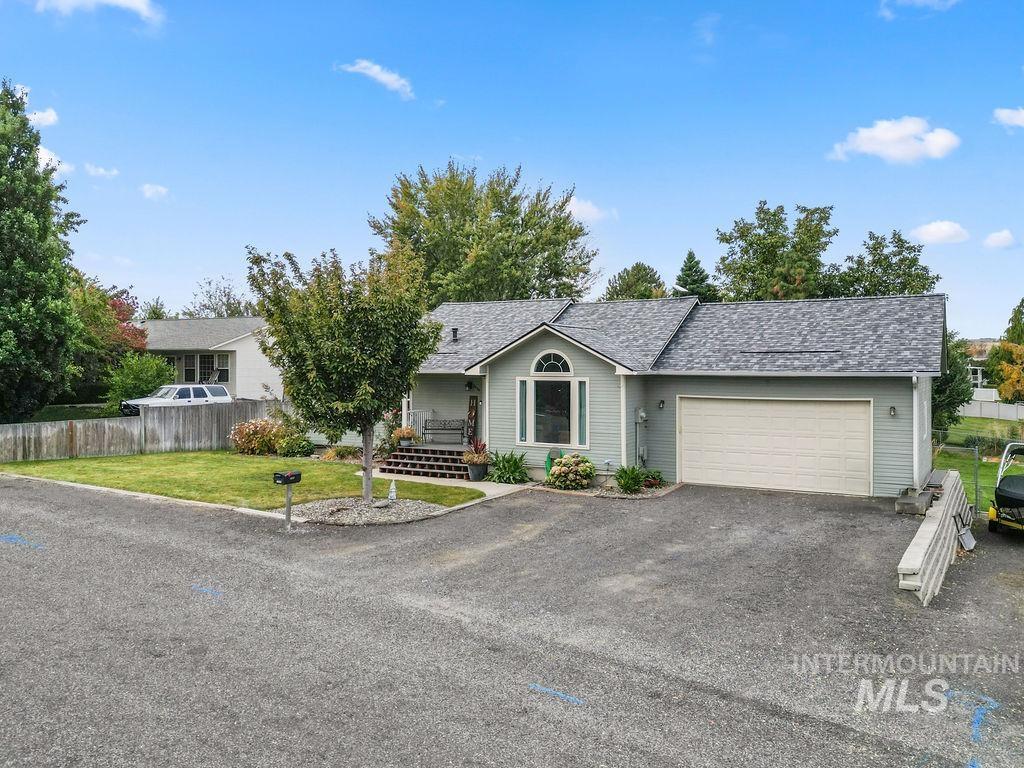 2536 18th St., Clarkston, Washington 99403, 5 Bedrooms, 3 Bathrooms, Residential For Sale, Price $440,000, 99003948