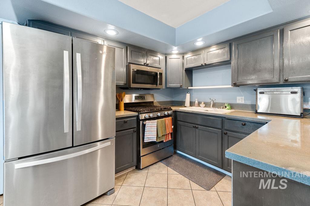 2536 18th St., Clarkston, Washington 99403, 5 Bedrooms, 3 Bathrooms, Residential For Sale, Price $440,000, 99003948