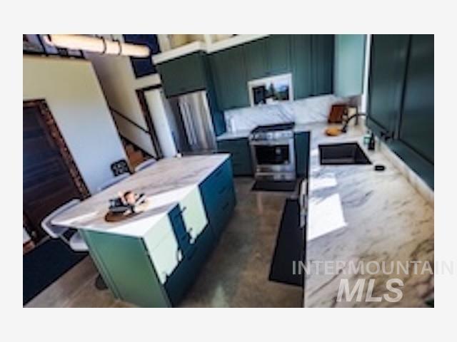 239 Small Canyon Road, Kooskia, Idaho 83539, 3 Bedrooms, 2.5 Bathrooms, Residential For Sale, Price $885,000,MLS 99003949