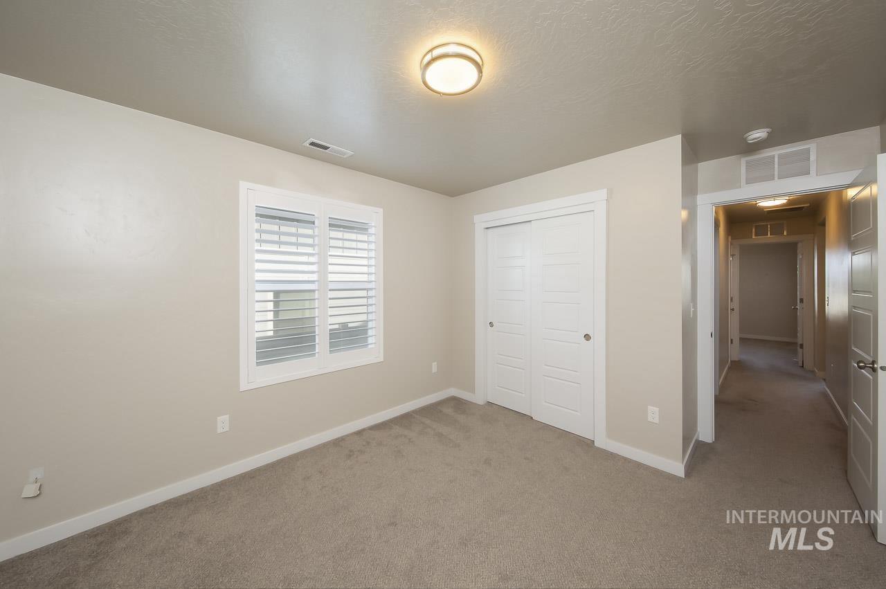 1817 W Henry's Fork Drive, Meridian, Idaho 83642, 4 Bedrooms, 2 Bathrooms, Residential For Sale, Price $572,900, 99003951