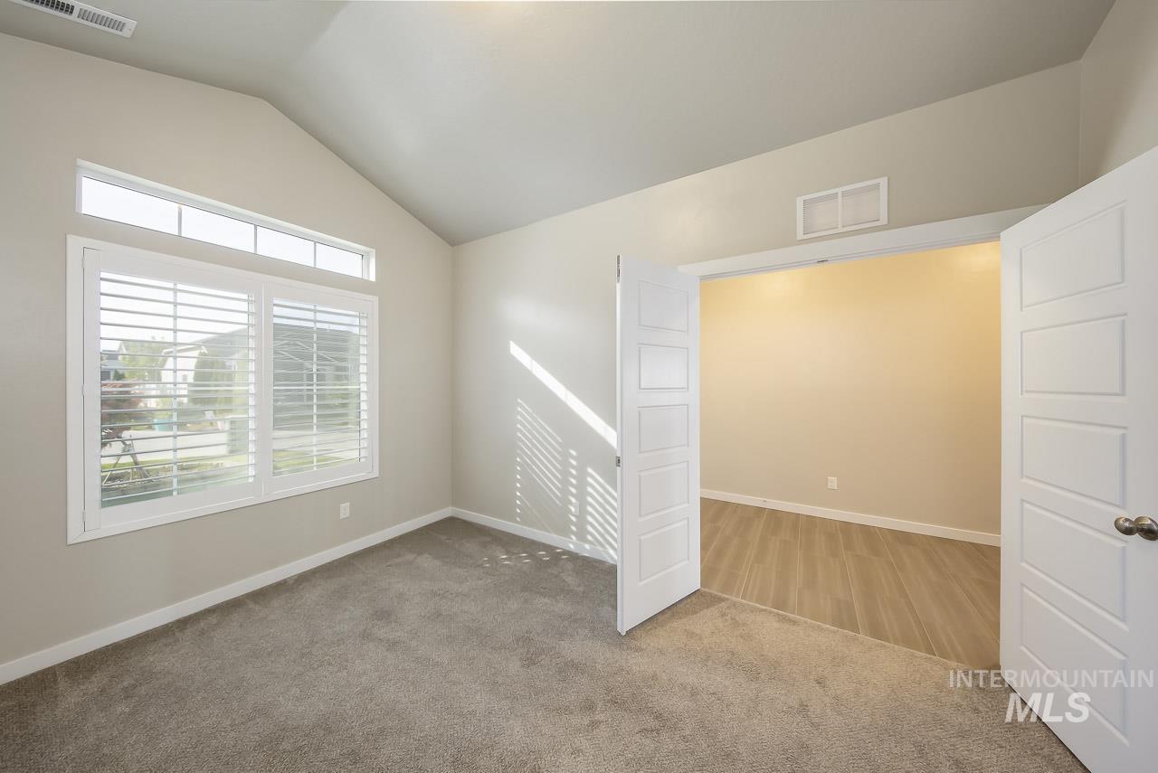 1817 W Henry's Fork Drive, Meridian, Idaho 83642, 4 Bedrooms, 2 Bathrooms, Residential For Sale, Price $572,900, 99003951