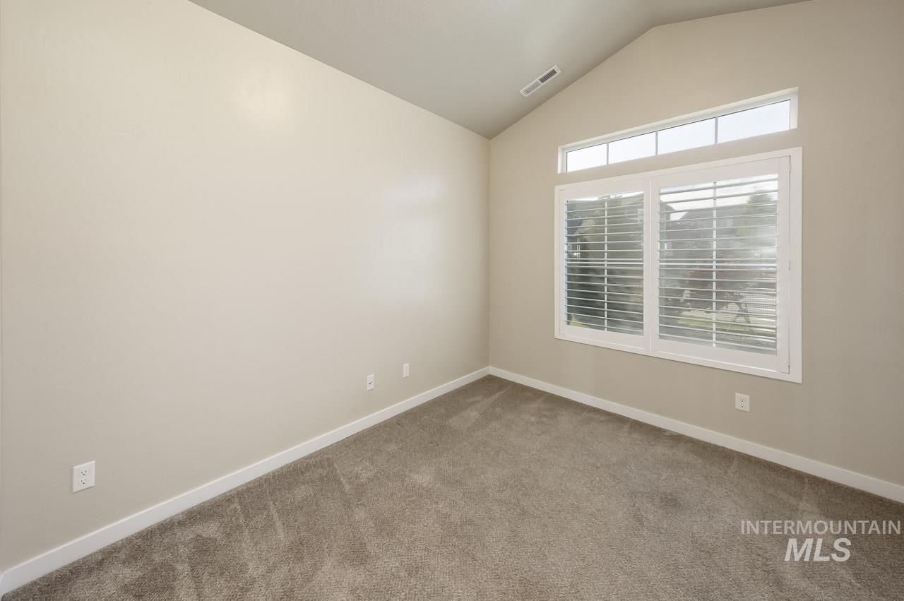 1817 W Henry's Fork Drive, Meridian, Idaho 83642, 4 Bedrooms, 2 Bathrooms, Residential For Sale, Price $572,900, 99003951