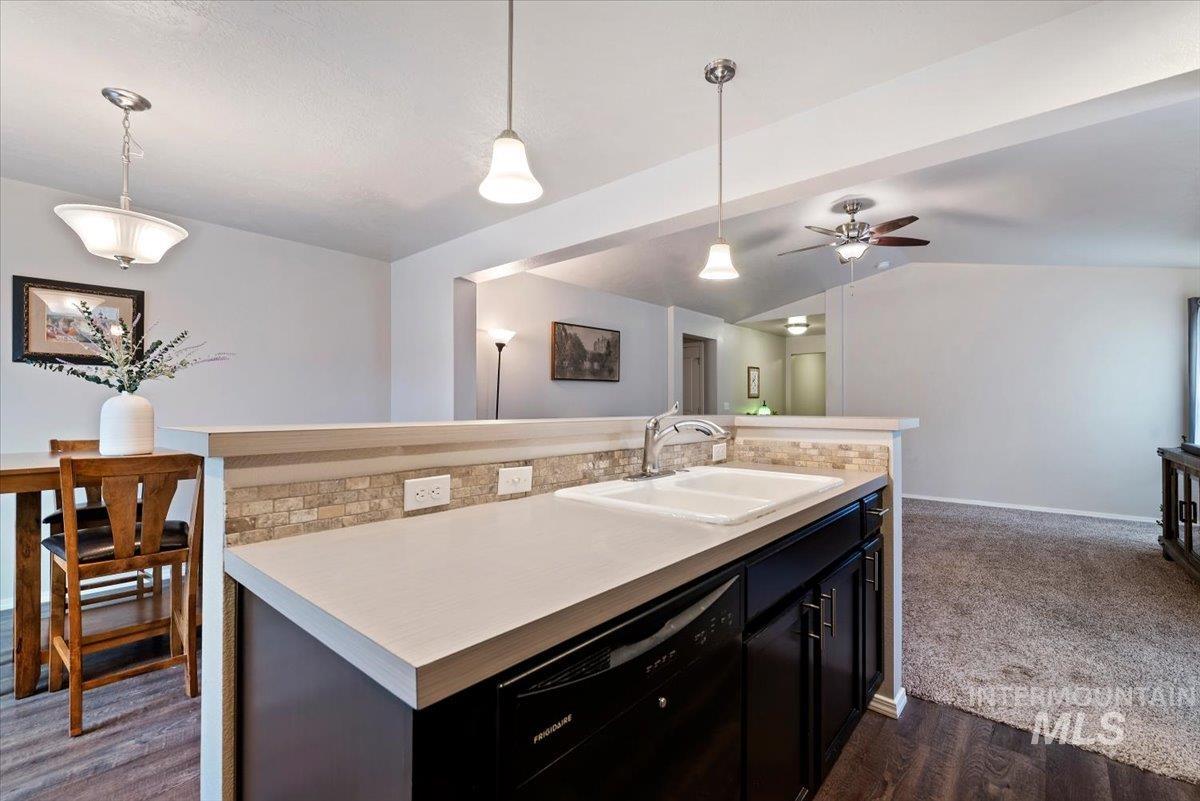 4714 Ida Red Ave, Caldwell, Idaho 83607, 3 Bedrooms, 2 Bathrooms, Residential For Sale, Price $370,000, 99003953