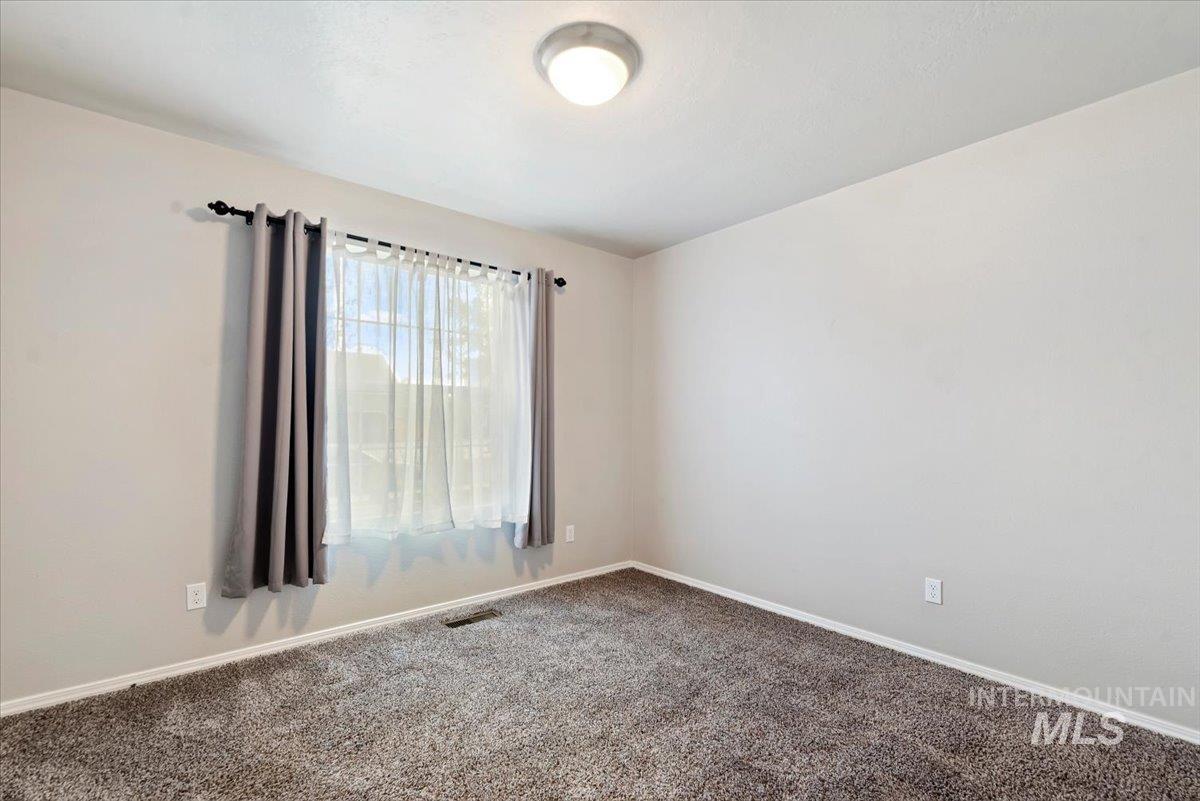 4714 Ida Red Ave, Caldwell, Idaho 83607, 3 Bedrooms, 2 Bathrooms, Residential For Sale, Price $370,000, 99003953