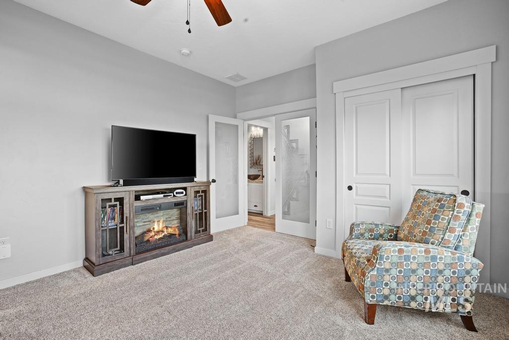 11043 W Wildlife St, Star, Idaho 83669, 4 Bedrooms, 2.5 Bathrooms, Residential For Sale, Price $580,000, 99003954