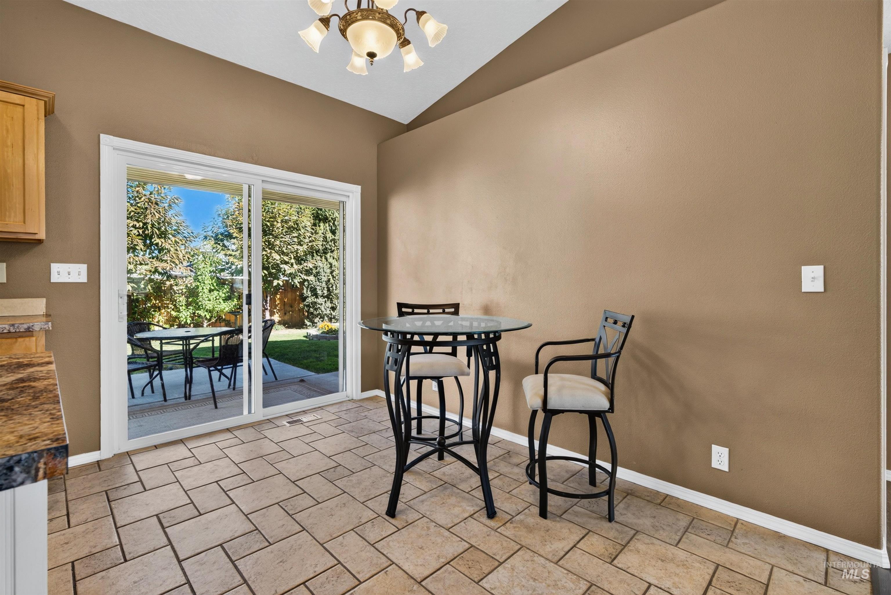 7718 Cedarbrook dr, Nampa, Idaho 83687, 3 Bedrooms, 2 Bathrooms, Residential For Sale, Price $410,000, 99003955