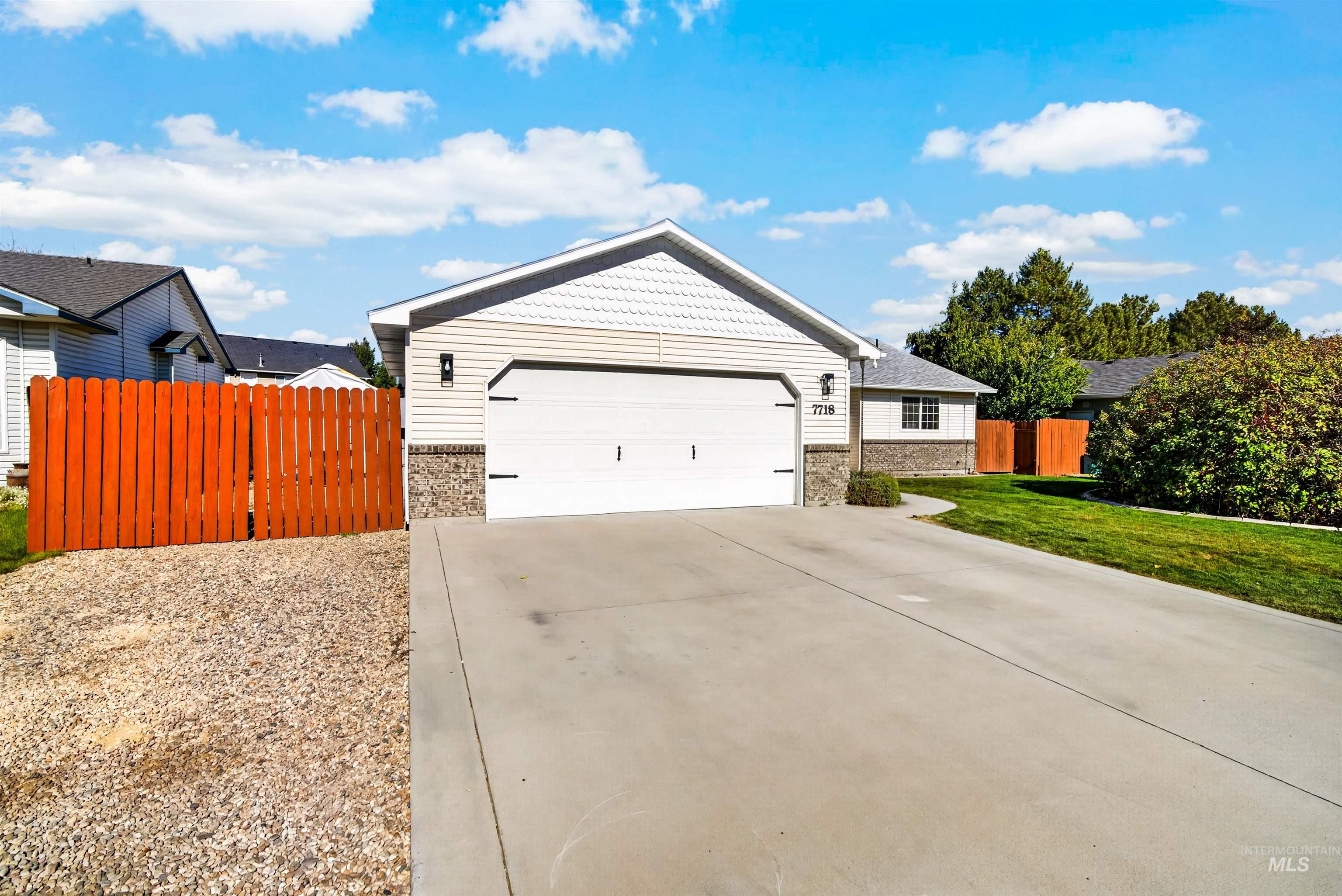 7718 Cedarbrook dr, Nampa, Idaho 83687, 3 Bedrooms, 2 Bathrooms, Residential For Sale, Price $410,000, 99003955
