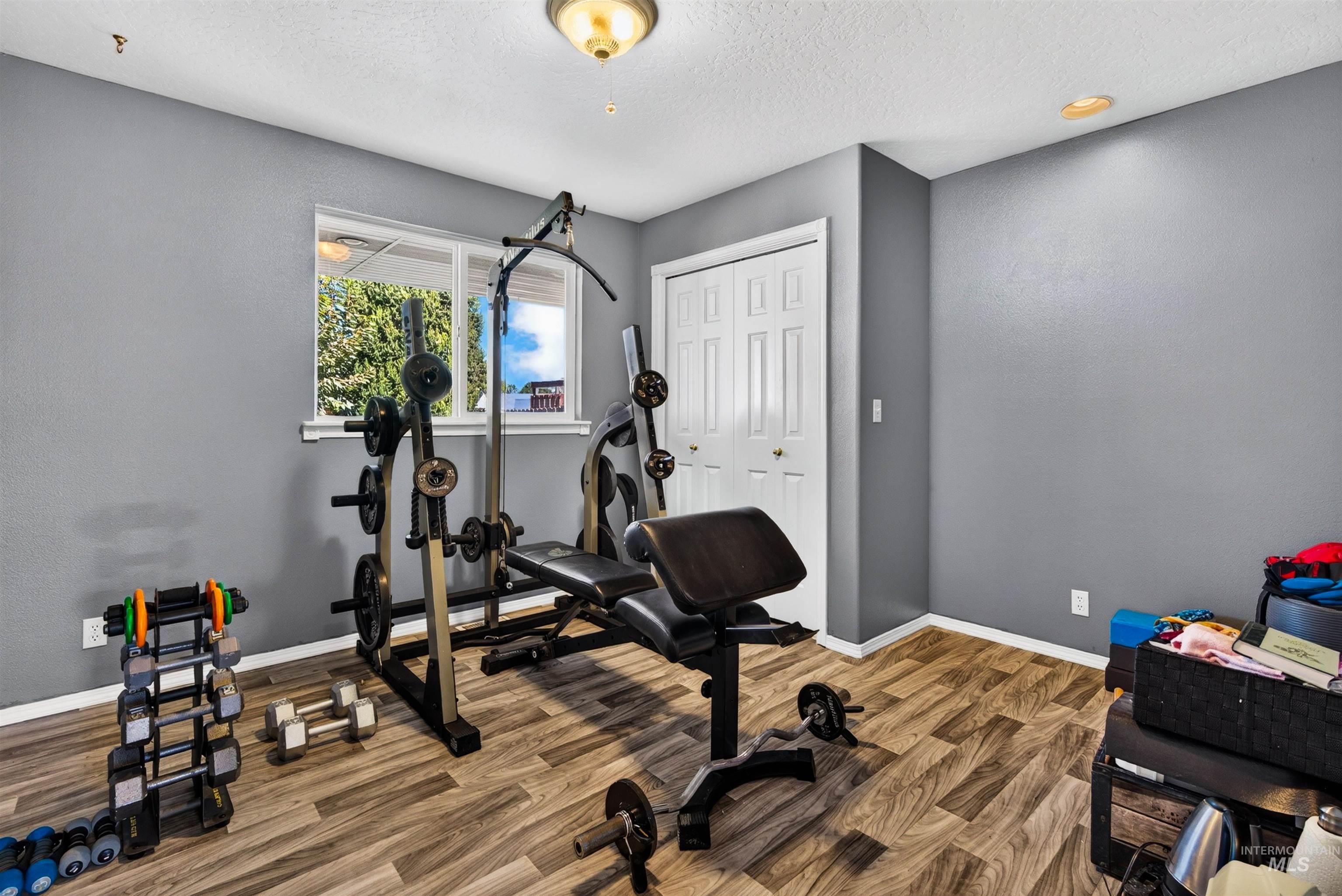 7718 Cedarbrook dr, Nampa, Idaho 83687, 3 Bedrooms, 2 Bathrooms, Residential For Sale, Price $410,000, 99003955
