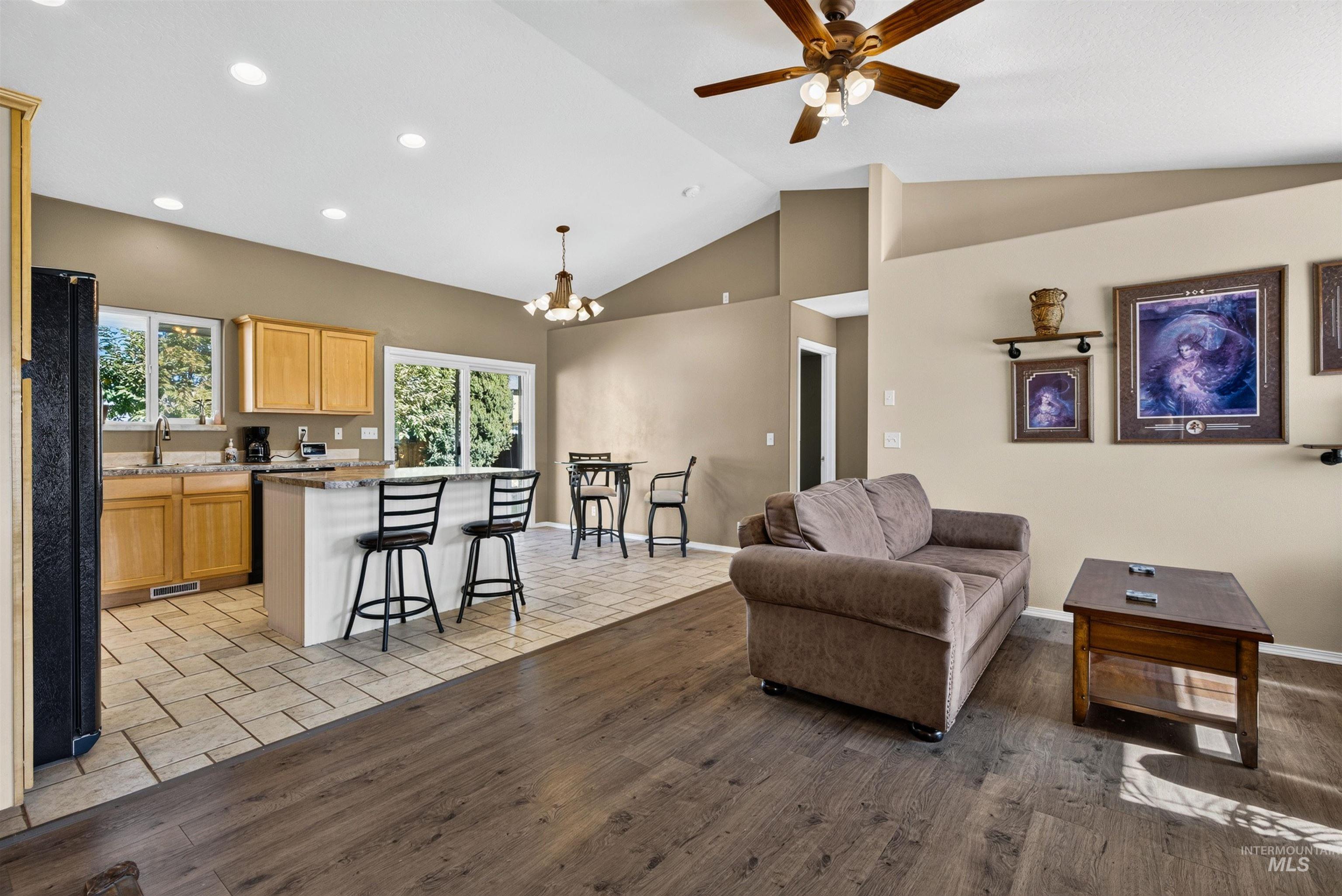 7718 Cedarbrook dr, Nampa, Idaho 83687, 3 Bedrooms, 2 Bathrooms, Residential For Sale, Price $410,000, 99003955