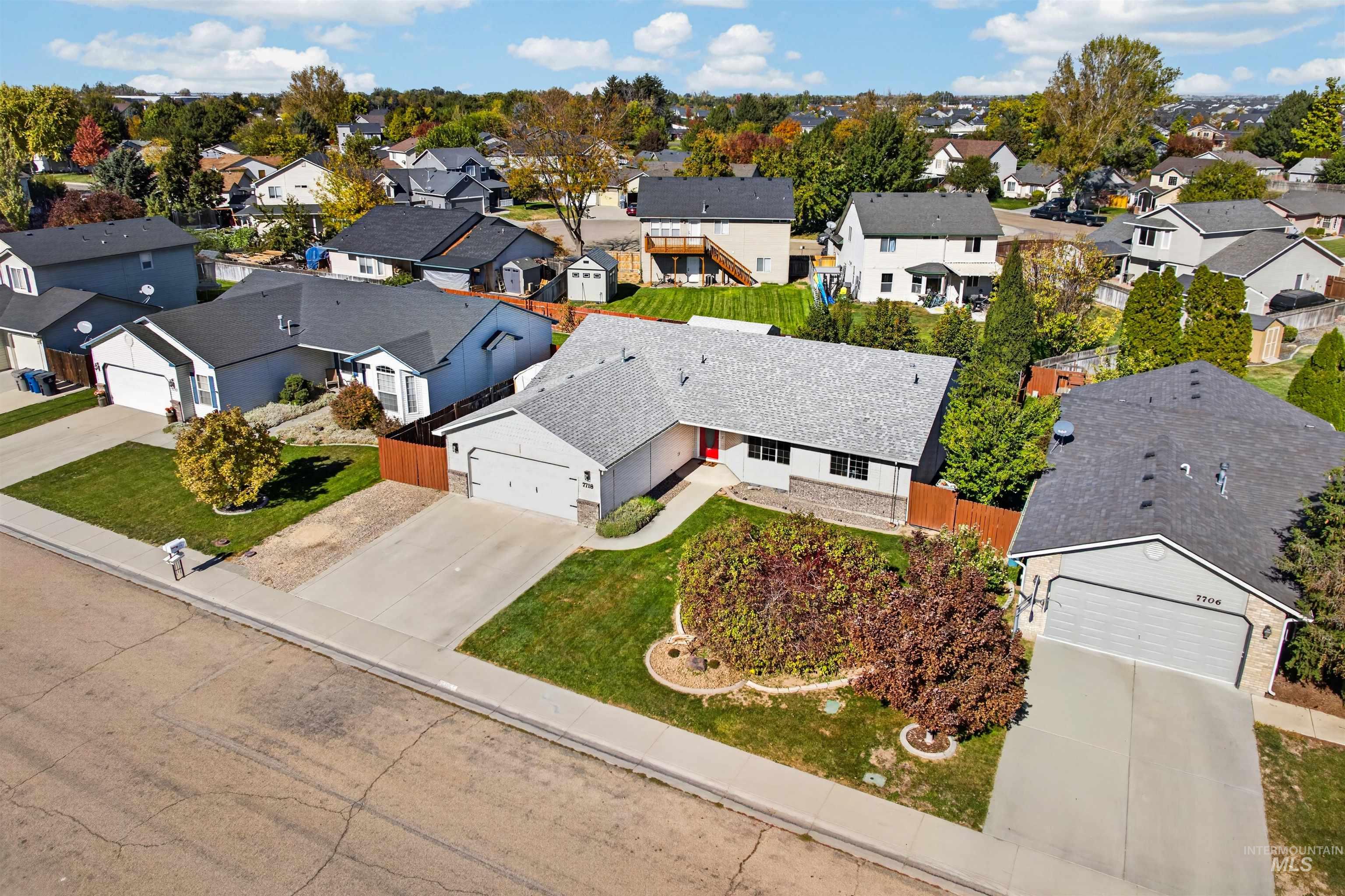 7718 Cedarbrook dr, Nampa, Idaho 83687, 3 Bedrooms, 2 Bathrooms, Residential For Sale, Price $410,000, 99003955