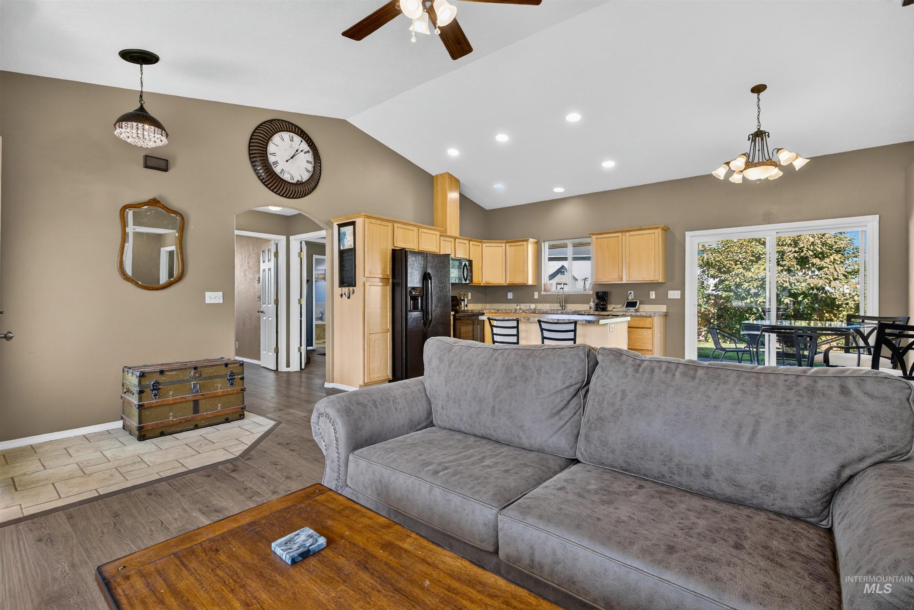 7718 Cedarbrook dr, Nampa, Idaho 83687, 3 Bedrooms, 2 Bathrooms, Residential For Sale, Price $410,000, 99003955