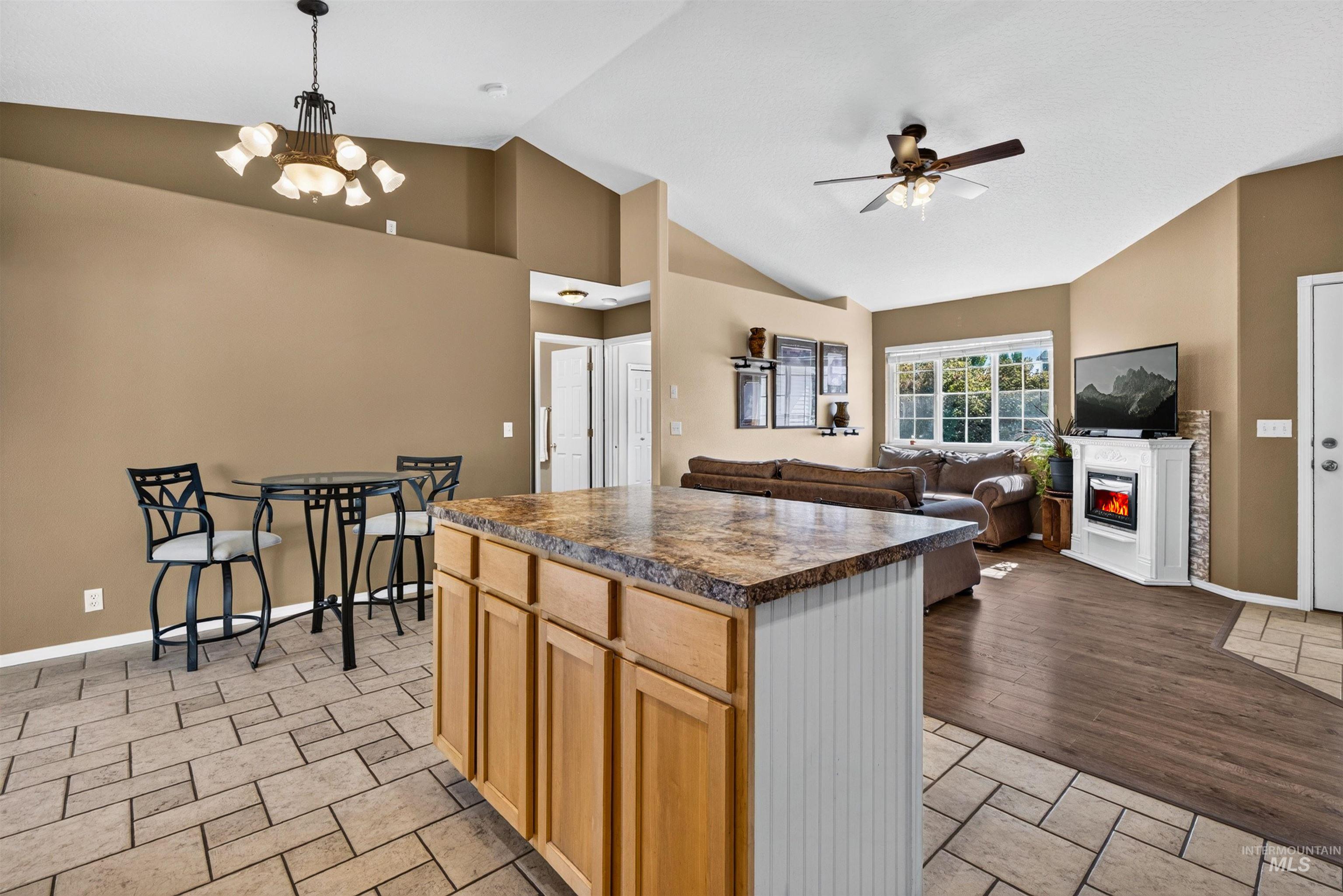 7718 Cedarbrook dr, Nampa, Idaho 83687, 3 Bedrooms, 2 Bathrooms, Residential For Sale, Price $410,000, 99003955