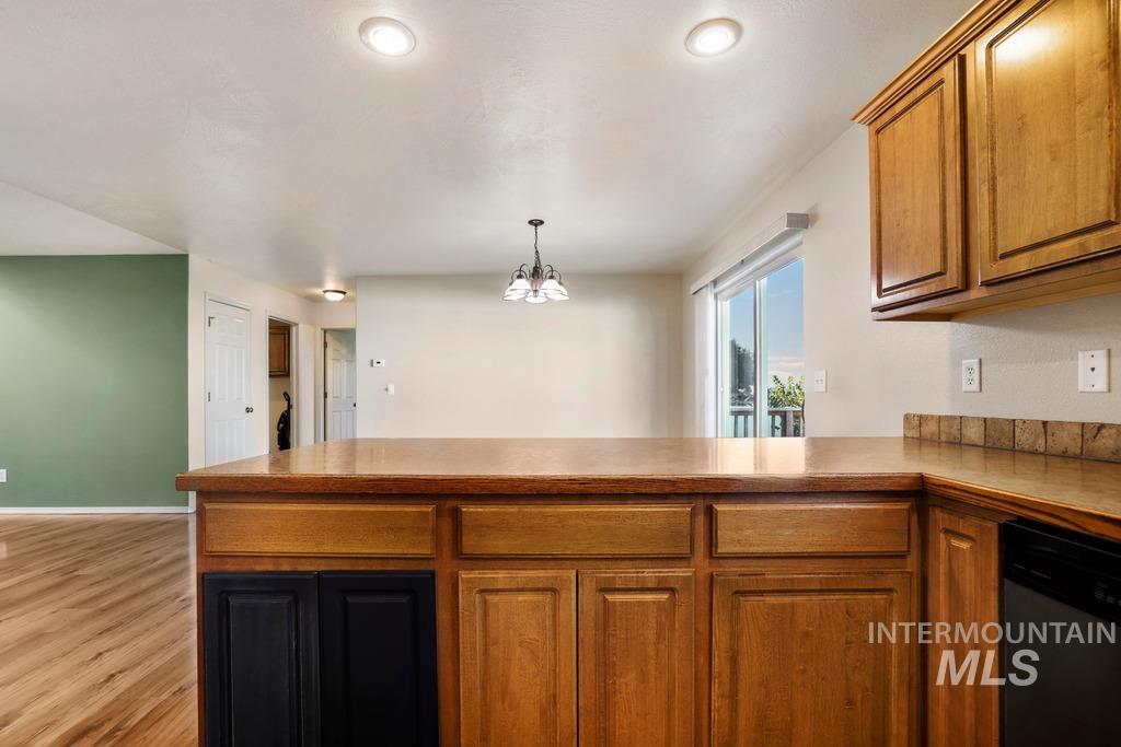 502 15th Ave W, Jerome, Idaho 83338, 4 Bedrooms, 3 Bathrooms, Residential For Sale, Price $449,000, 99003959