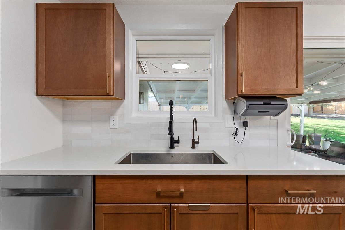 11503 W Santa Barbara Dr, Boise, Idaho 83709, 3 Bedrooms, 2 Bathrooms, Residential For Sale, Price $515,000, 99003962