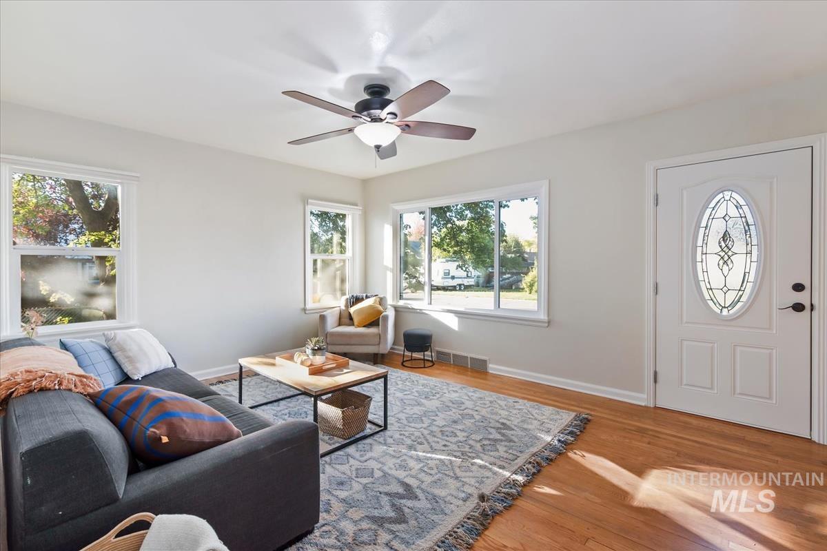 4711 W Glenn St, Boise, Idaho 83705, 4 Bedrooms, 2 Bathrooms, Residential For Sale, Price $550,000, 99003966