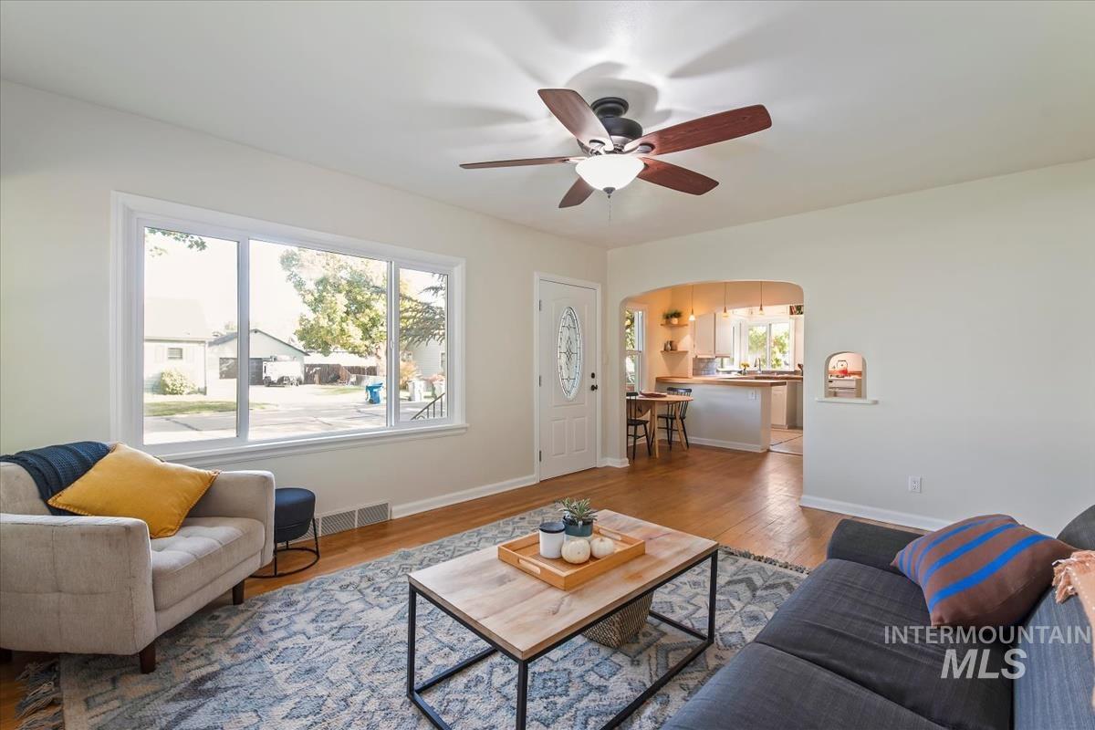 4711 W Glenn St, Boise, Idaho 83705, 4 Bedrooms, 2 Bathrooms, Residential For Sale, Price $550,000, 99003966