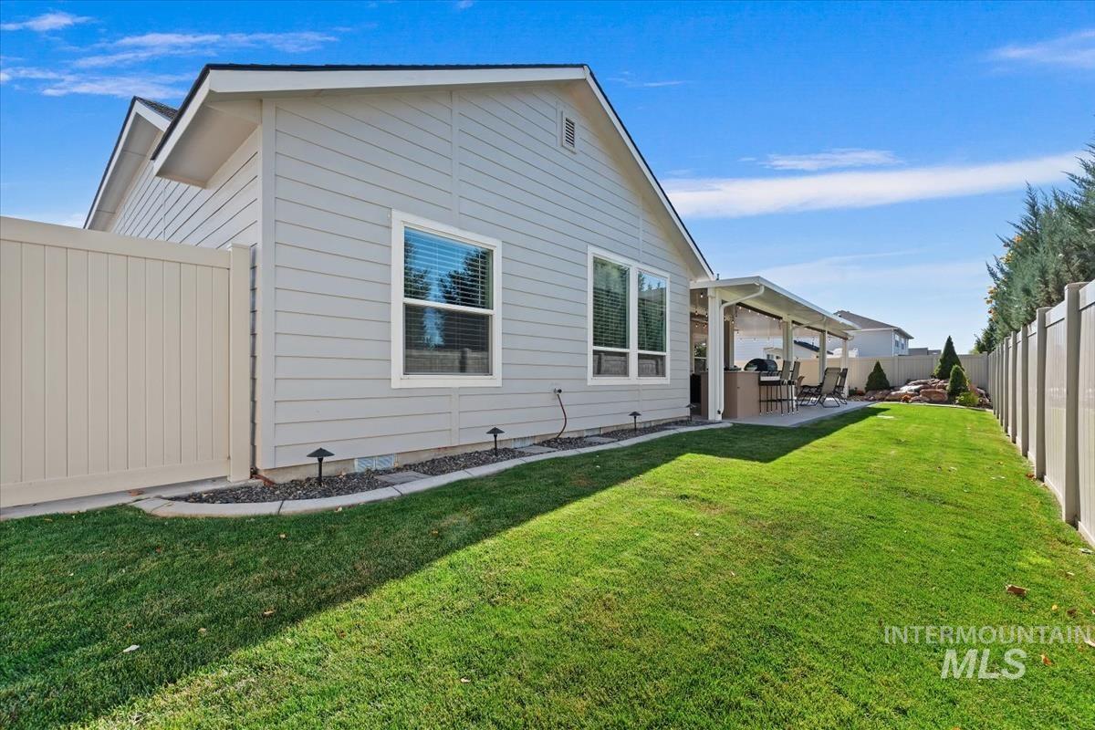 2875 N Kenneth Ave, Kuna, Idaho 83634, 4 Bedrooms, 2 Bathrooms, Residential For Sale, Price $673,900,MLS 99003973