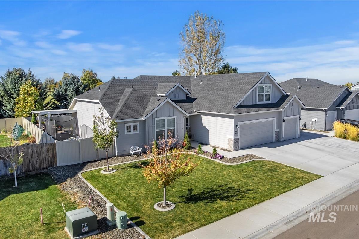 2875 N Kenneth Ave, Kuna, Idaho 83634, 4 Bedrooms, 2 Bathrooms, Residential For Sale, Price $673,900,MLS 99003973