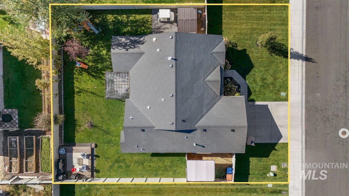 799 Pronghorn Dr., Twin Falls, Idaho 83301, 4 Bedrooms, 2 Bathrooms, Residential For Sale, Price $389,900, 99003975