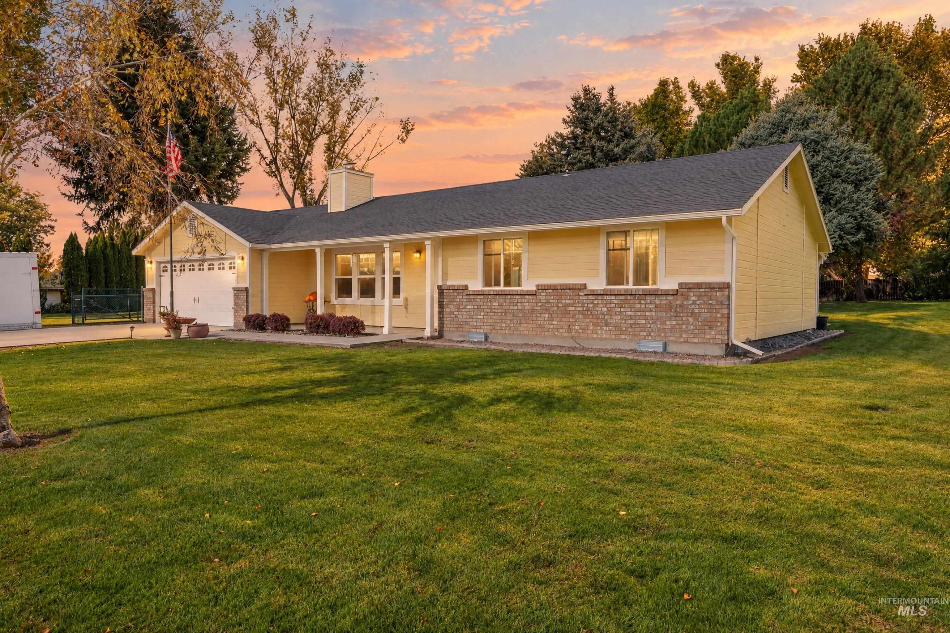 24478 Sweetwater Rd., Wilder, Idaho 83676, 3 Bedrooms, 2 Bathrooms, Residential For Sale, Price $575,000,MLS 99003982