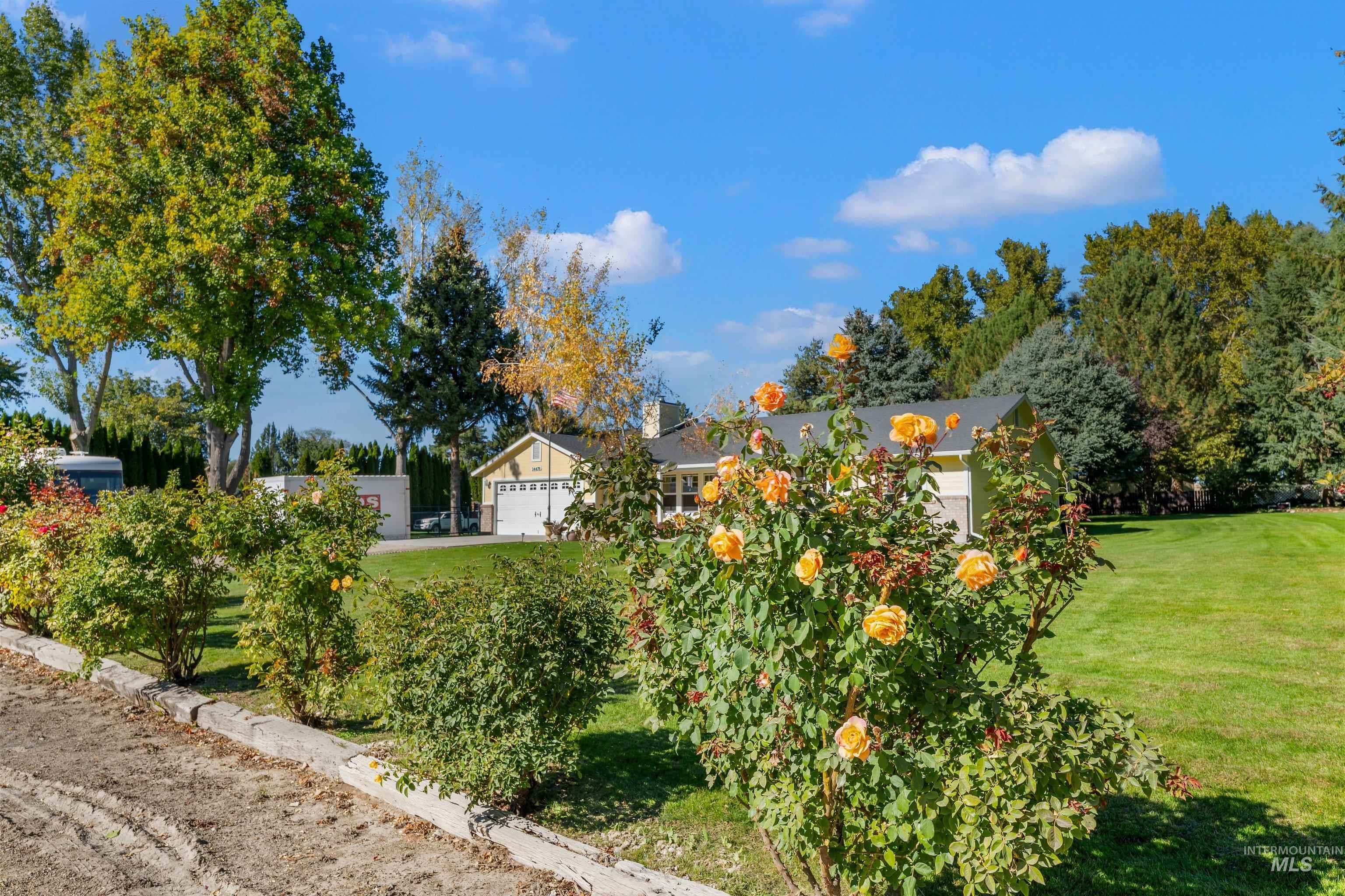24478 Sweetwater Rd., Wilder, Idaho 83676, 3 Bedrooms, 2 Bathrooms, Residential For Sale, Price $575,000,MLS 99003982
