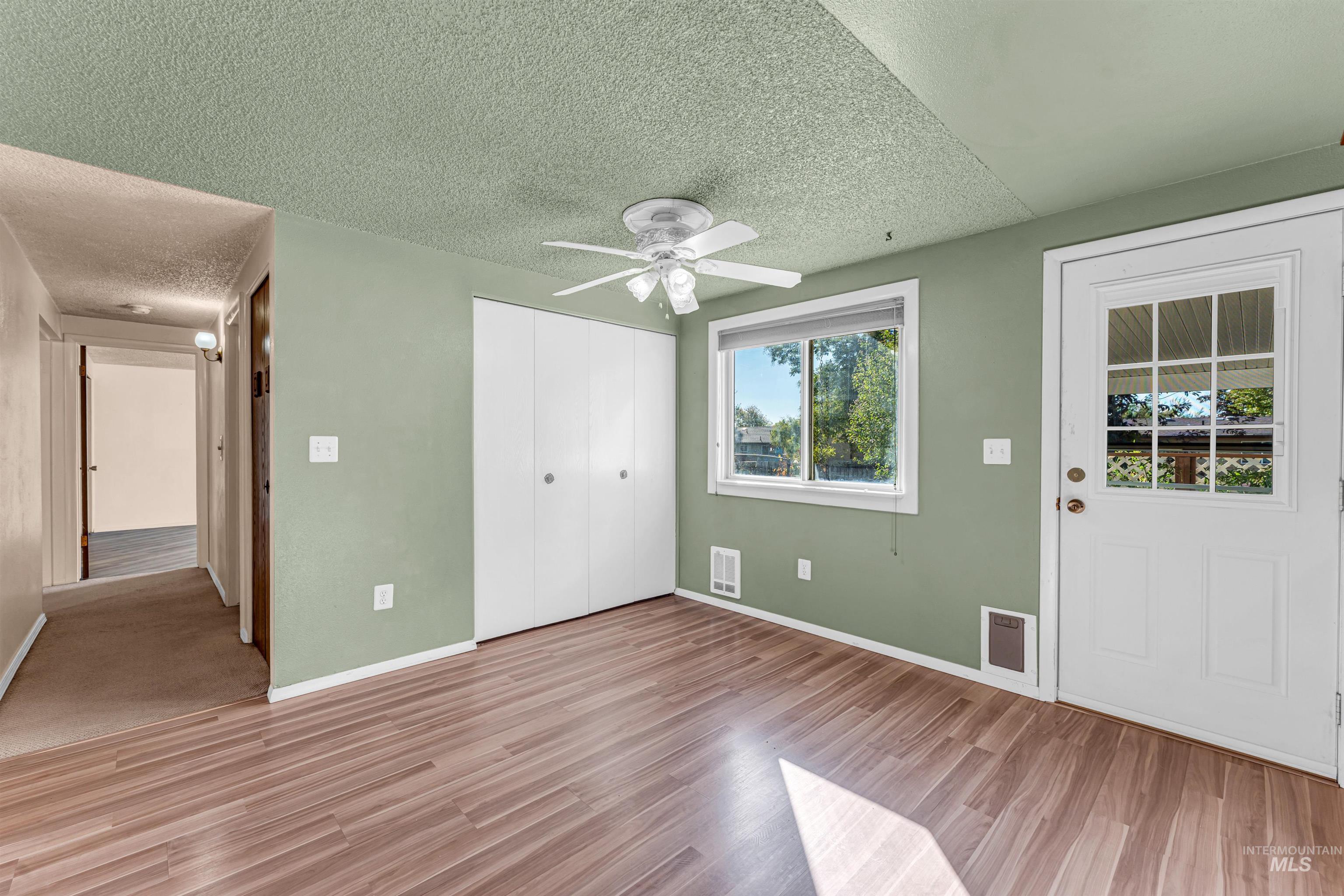 651 Calico, Hansen, Idaho 83334, 4 Bedrooms, 2 Bathrooms, Residential For Sale, Price $295,000, 99003985