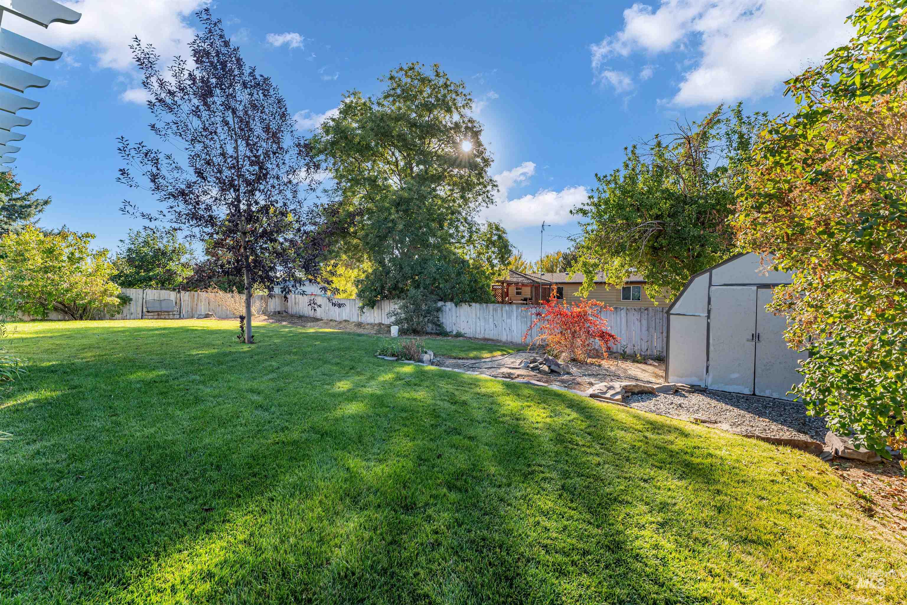 651 Calico, Hansen, Idaho 83334, 4 Bedrooms, 2 Bathrooms, Residential For Sale, Price $295,000, 99003985