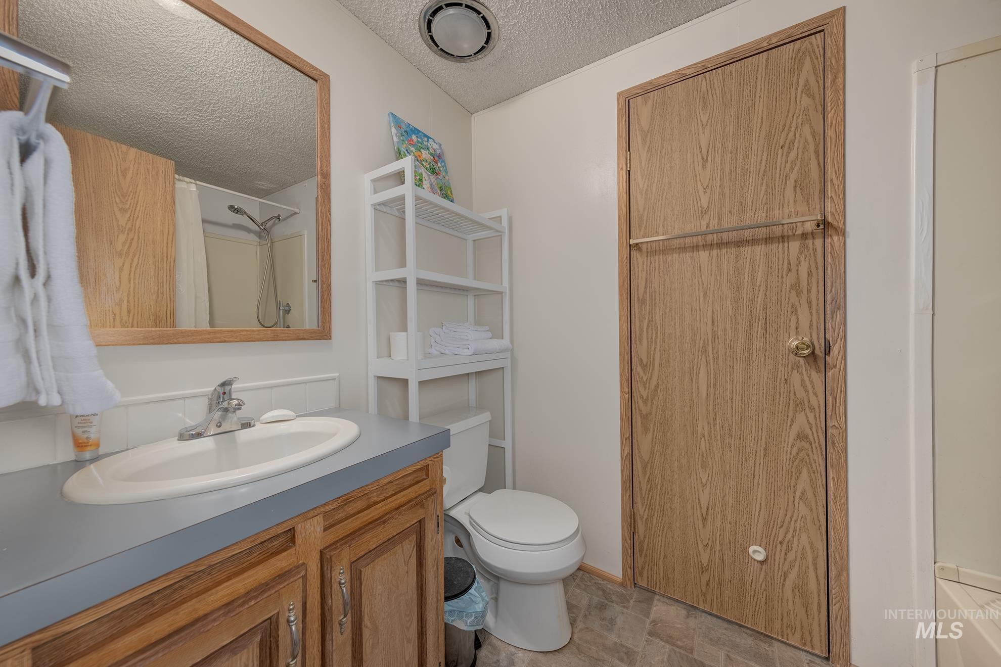 2701 N Alder Dr #69, Fruitland, Idaho 83619, 3 Bedrooms, 2 Bathrooms, Residential For Sale, Price $143,000,MLS 99003991