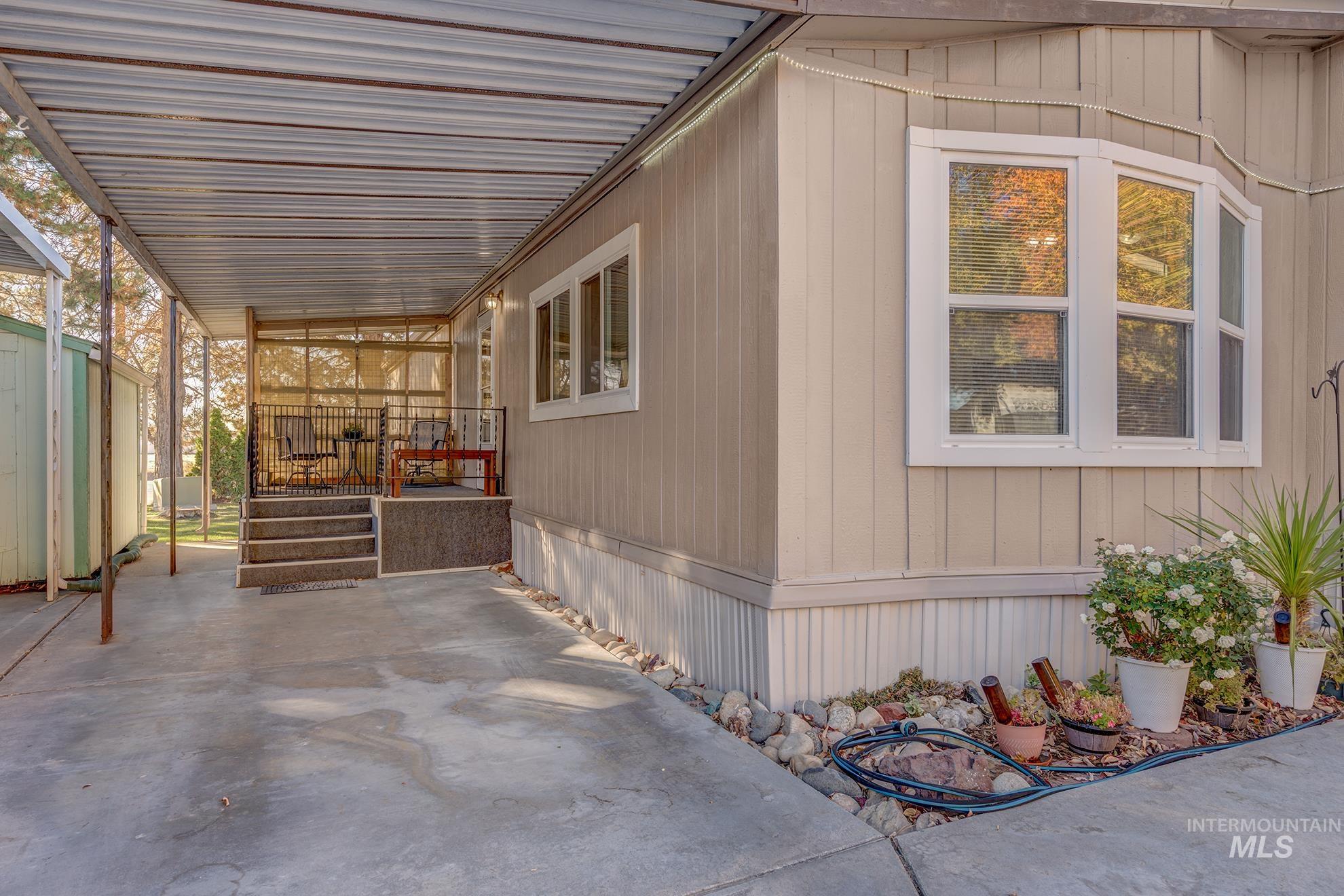 2701 N Alder Dr #69, Fruitland, Idaho 83619, 3 Bedrooms, 2 Bathrooms, Residential For Sale, Price $143,000,MLS 99003991