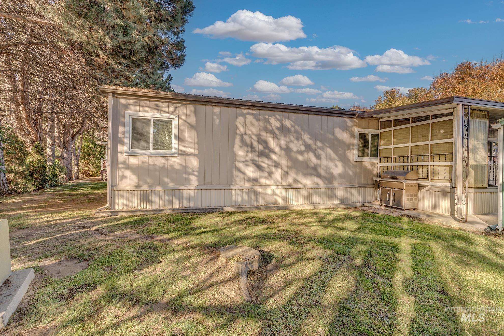 2701 N Alder Dr #69, Fruitland, Idaho 83619, 3 Bedrooms, 2 Bathrooms, Residential For Sale, Price $143,000,MLS 99003991