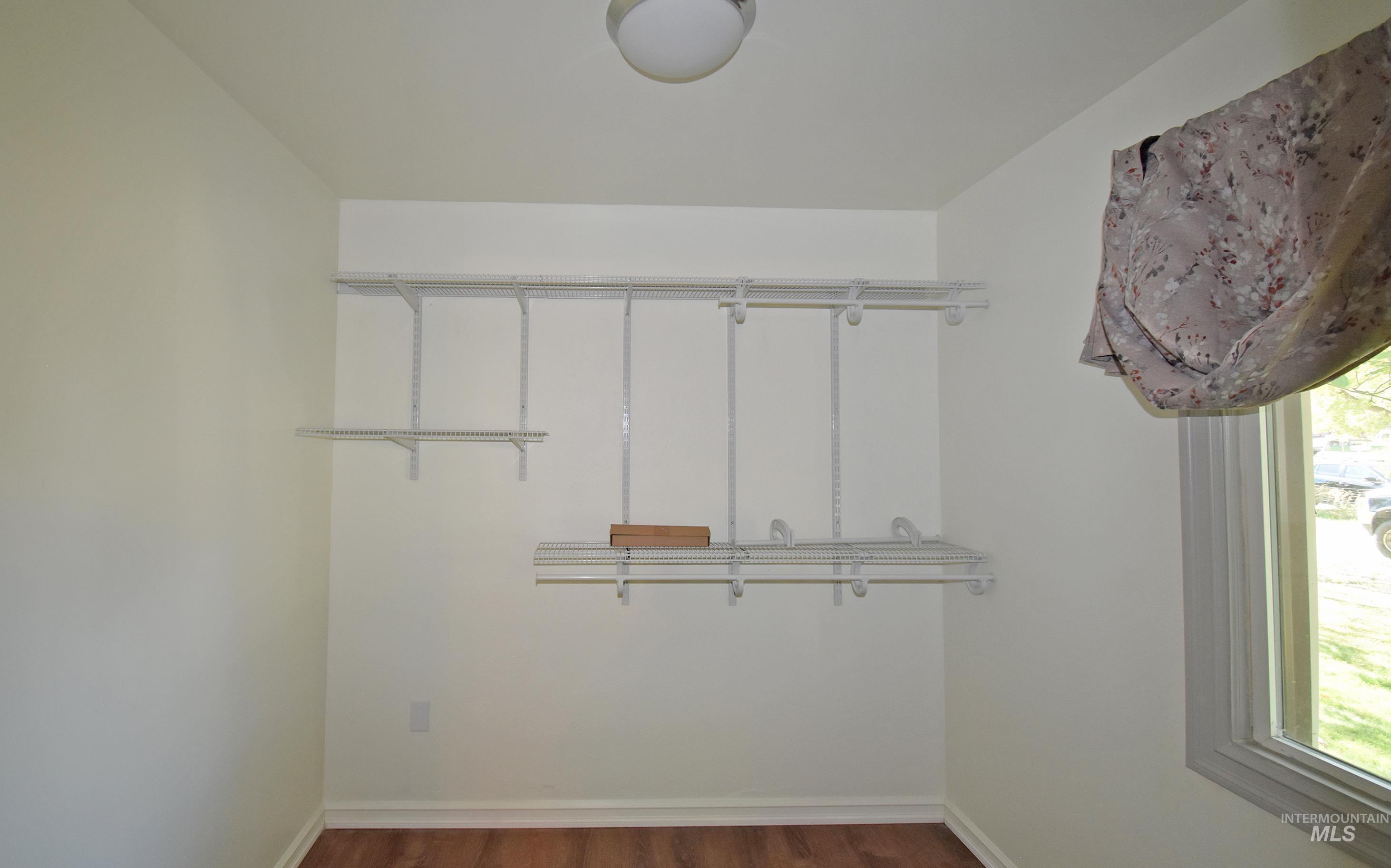 1374 Sycamore Street, Clarkston, Washington 99403, 2 Bedrooms, 1 Bathroom, Residential For Sale, Price $359,000, 99003992