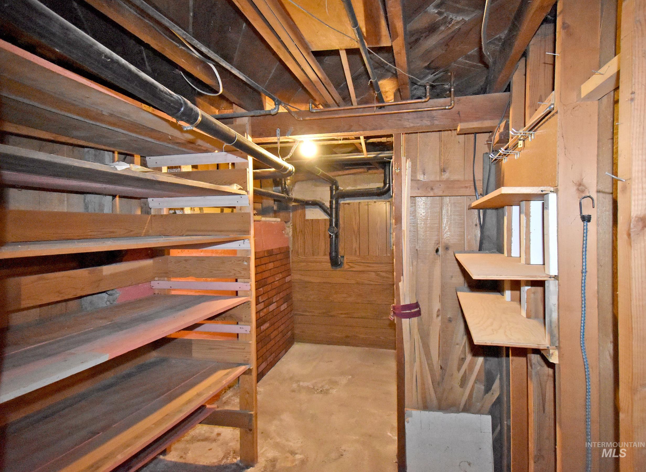 1374 Sycamore Street, Clarkston, Washington 99403, 2 Bedrooms, 1 Bathroom, Residential For Sale, Price $359,000,MLS 99003992