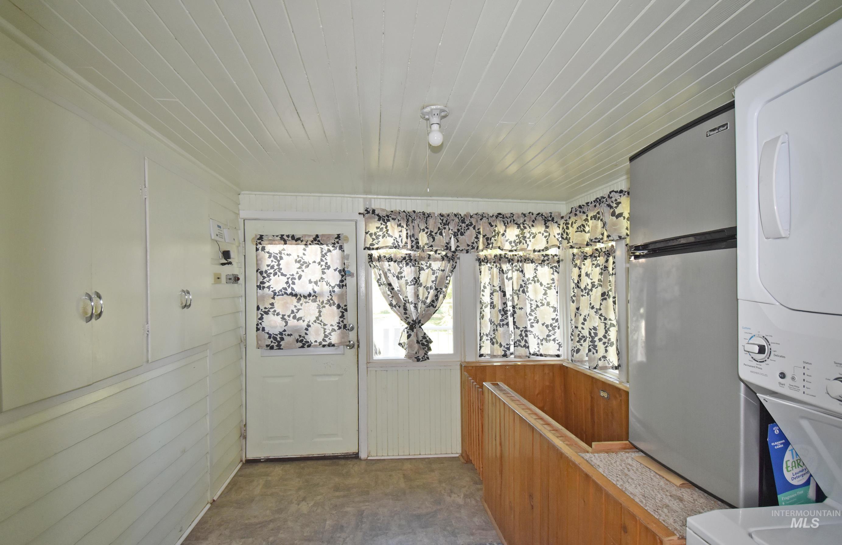 1374 Sycamore Street, Clarkston, Washington 99403, 2 Bedrooms, 1 Bathroom, Residential For Sale, Price $359,000,MLS 99003992