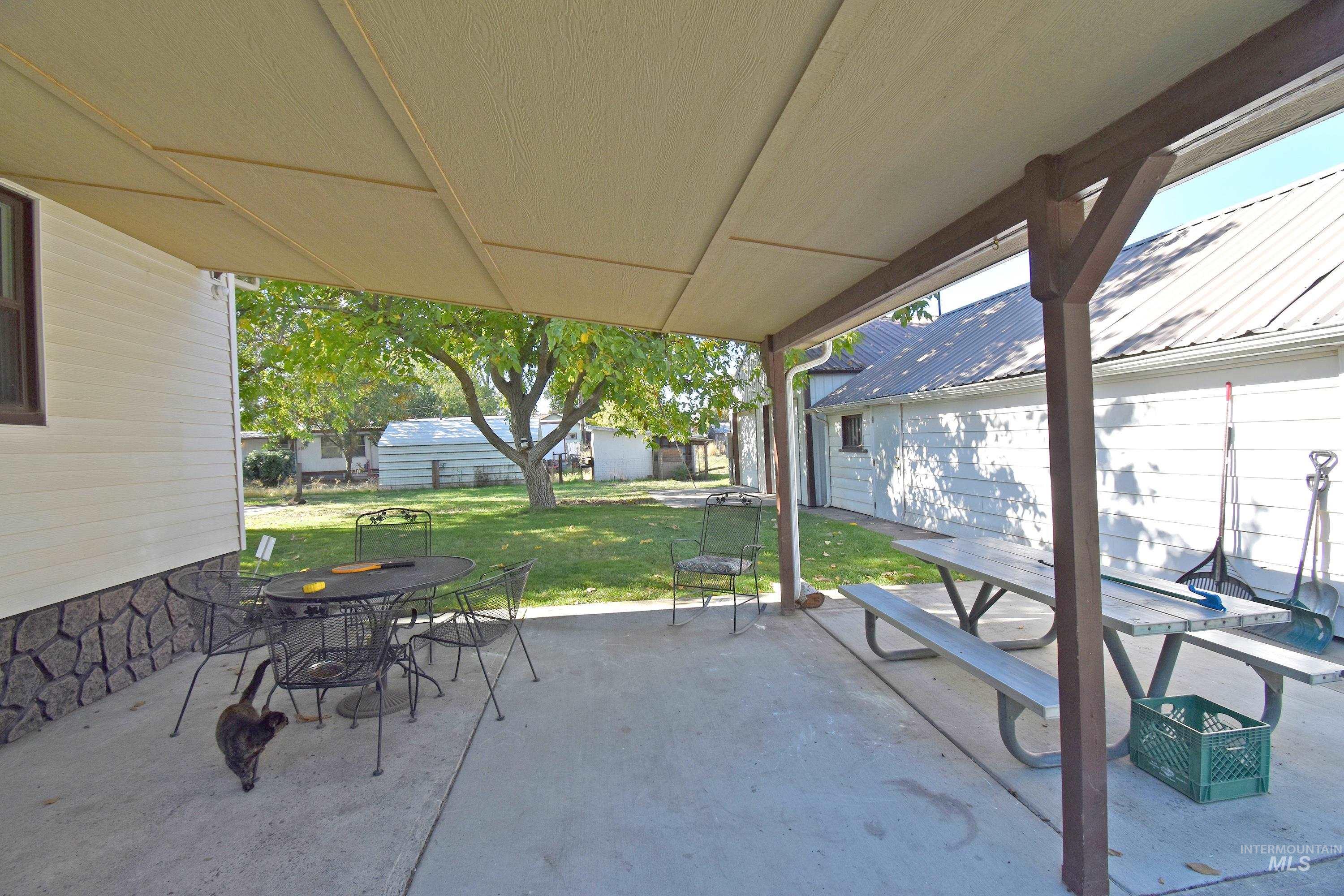 1374 Sycamore Street, Clarkston, Washington 99403, 2 Bedrooms, 1 Bathroom, Residential For Sale, Price $359,000,MLS 99003992