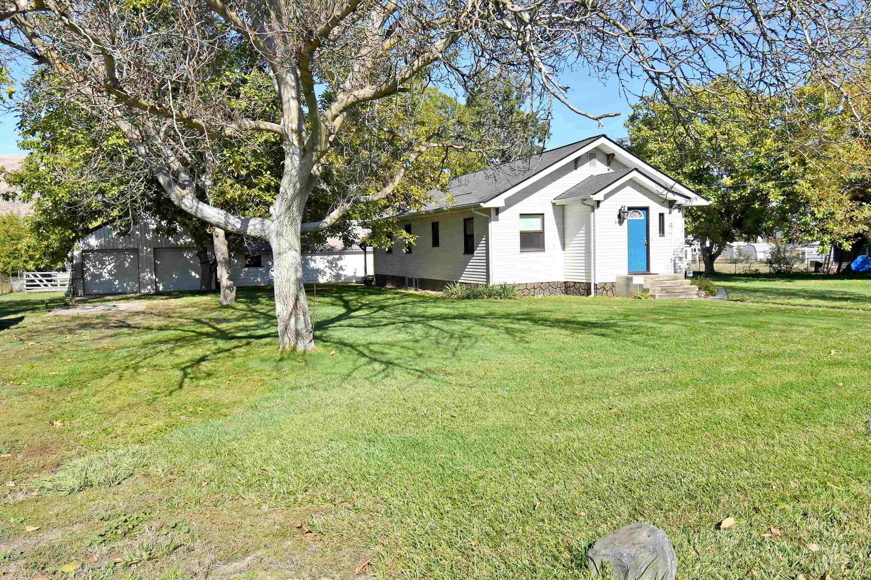 1374 Sycamore Street, Clarkston, Washington 99403, 2 Bedrooms, 1 Bathroom, Residential For Sale, Price $359,000, 99003992