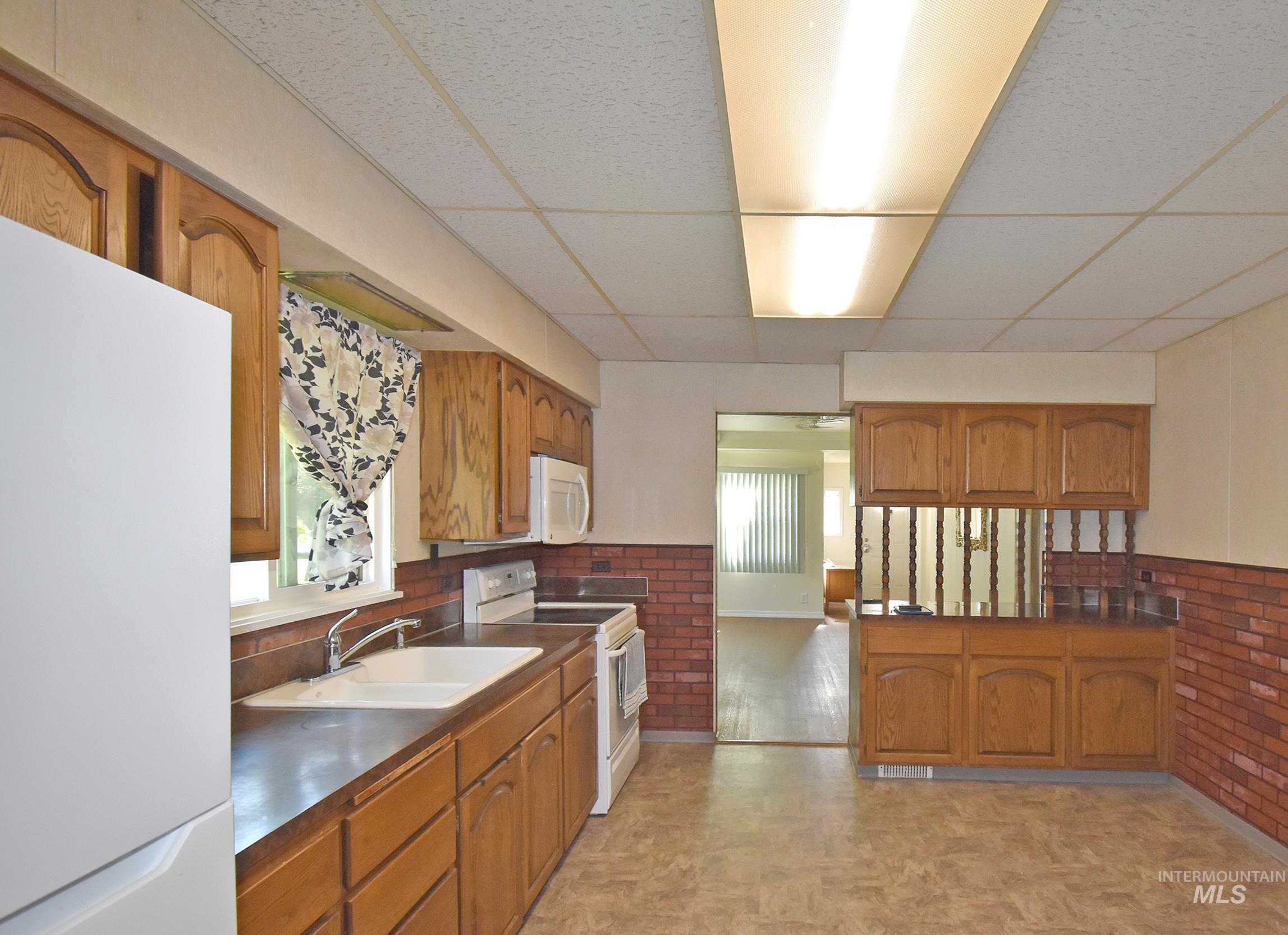 1374 Sycamore Street, Clarkston, Washington 99403, 2 Bedrooms, 1 Bathroom, Residential For Sale, Price $359,000,MLS 99003992