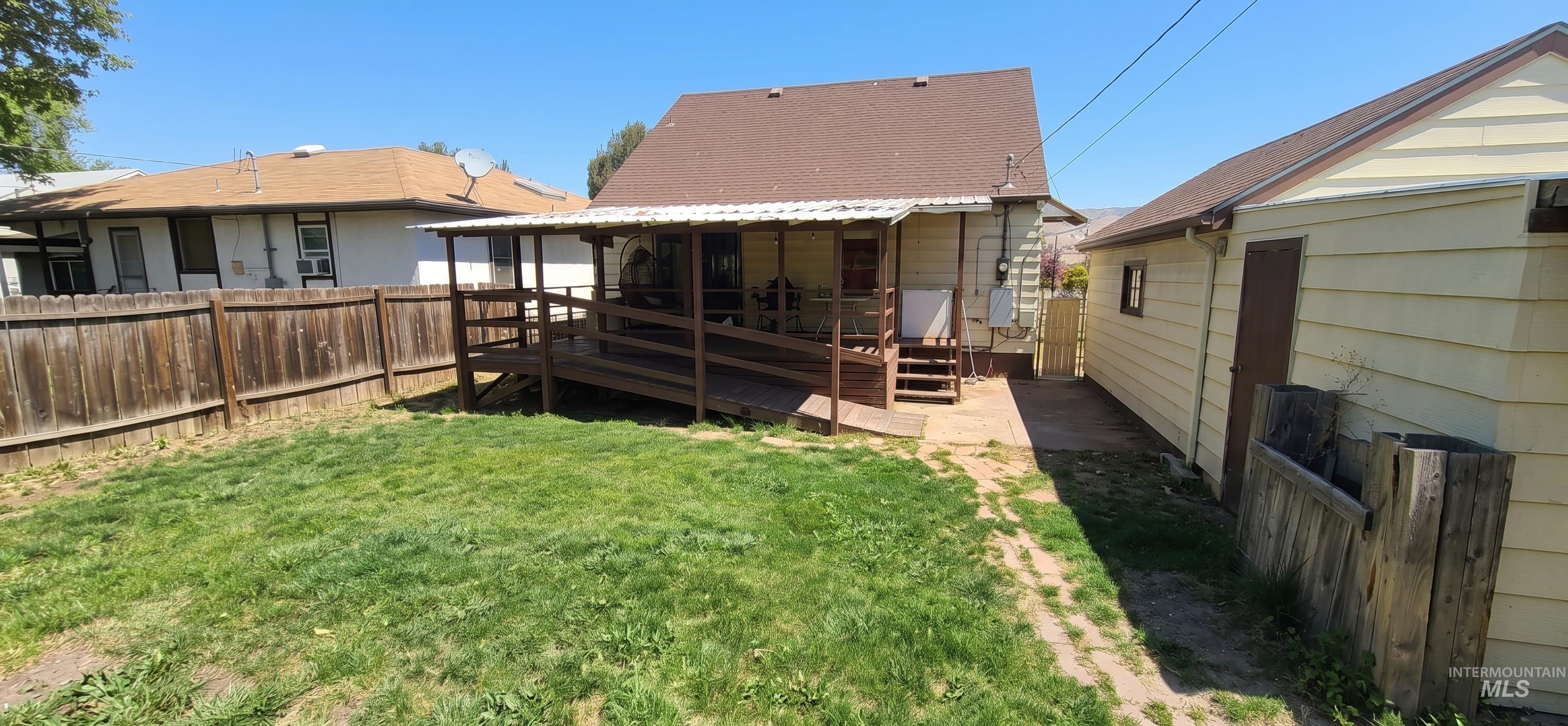 1618 13th, Lewiston, Idaho 83501, 4 Bedrooms, 1 Bathroom, Residential For Sale, Price $299,000, 99003993