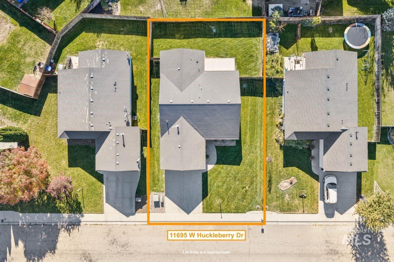 11695 W Huckleberry Dr, Nampa, Idaho 83651, 3 Bedrooms, 2 Bathrooms, Residential For Sale, Price $350,000,MLS 99003996