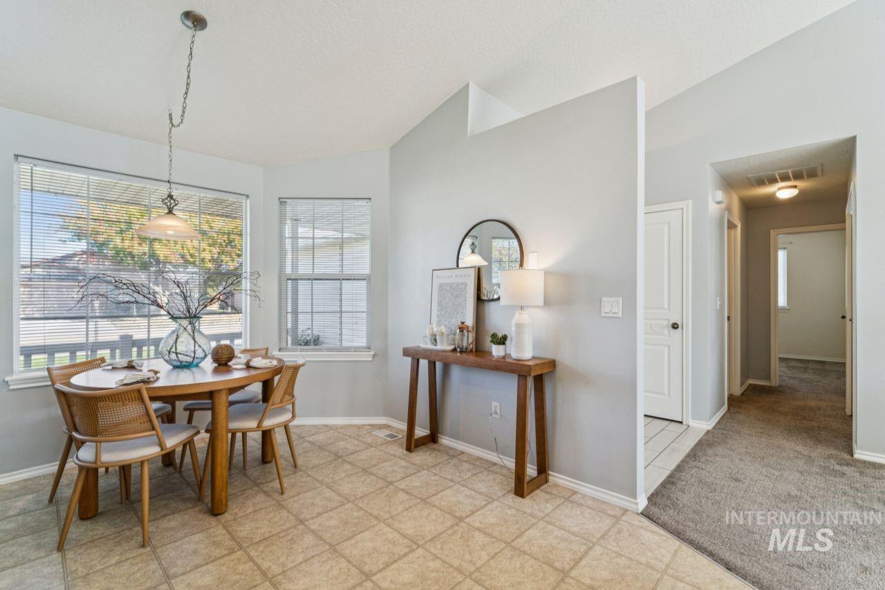 11695 W Huckleberry Dr, Nampa, Idaho 83651, 3 Bedrooms, 2 Bathrooms, Residential For Sale, Price $350,000,MLS 99003996