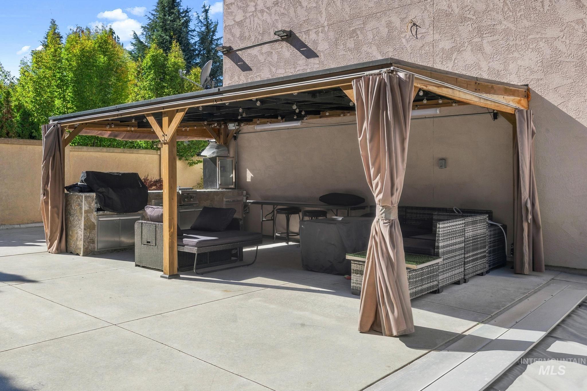 1838 S Riverford Pl, Eagle, Idaho 83616, 6 Bedrooms, 5.5 Bathrooms, Residential For Sale, Price $2,200,000,MLS 99003998