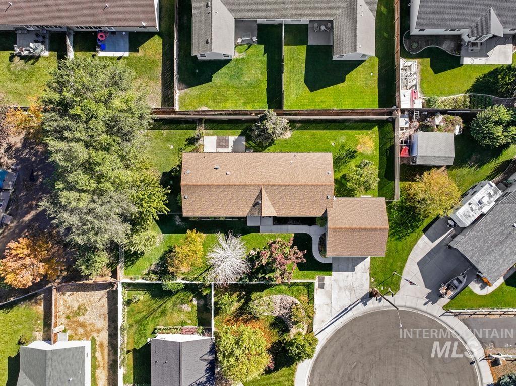 804 Sage Mesa Court, Twin Falls, Idaho 83301, 4 Bedrooms, 2 Bathrooms, Residential For Sale, Price $359,000,MLS 99004000