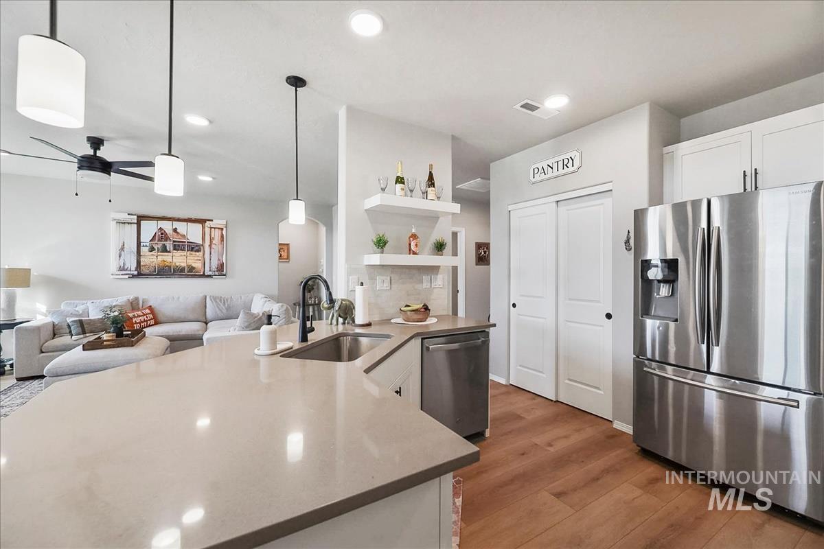 4985 E Buckwheat Dr., Nampa, Idaho 83686, 3 Bedrooms, 2 Bathrooms, Residential For Sale, Price $469,800, 99004002