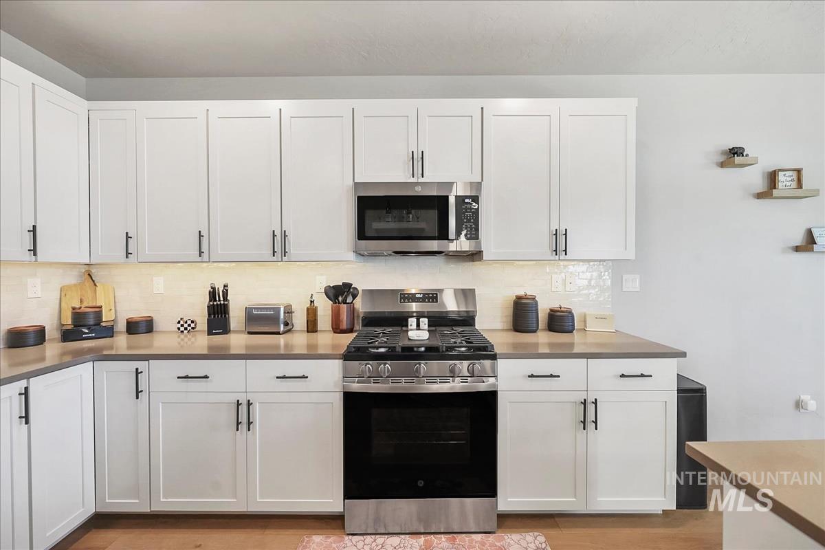 4985 E Buckwheat Dr., Nampa, Idaho 83686, 3 Bedrooms, 2 Bathrooms, Residential For Sale, Price $469,800, 99004002